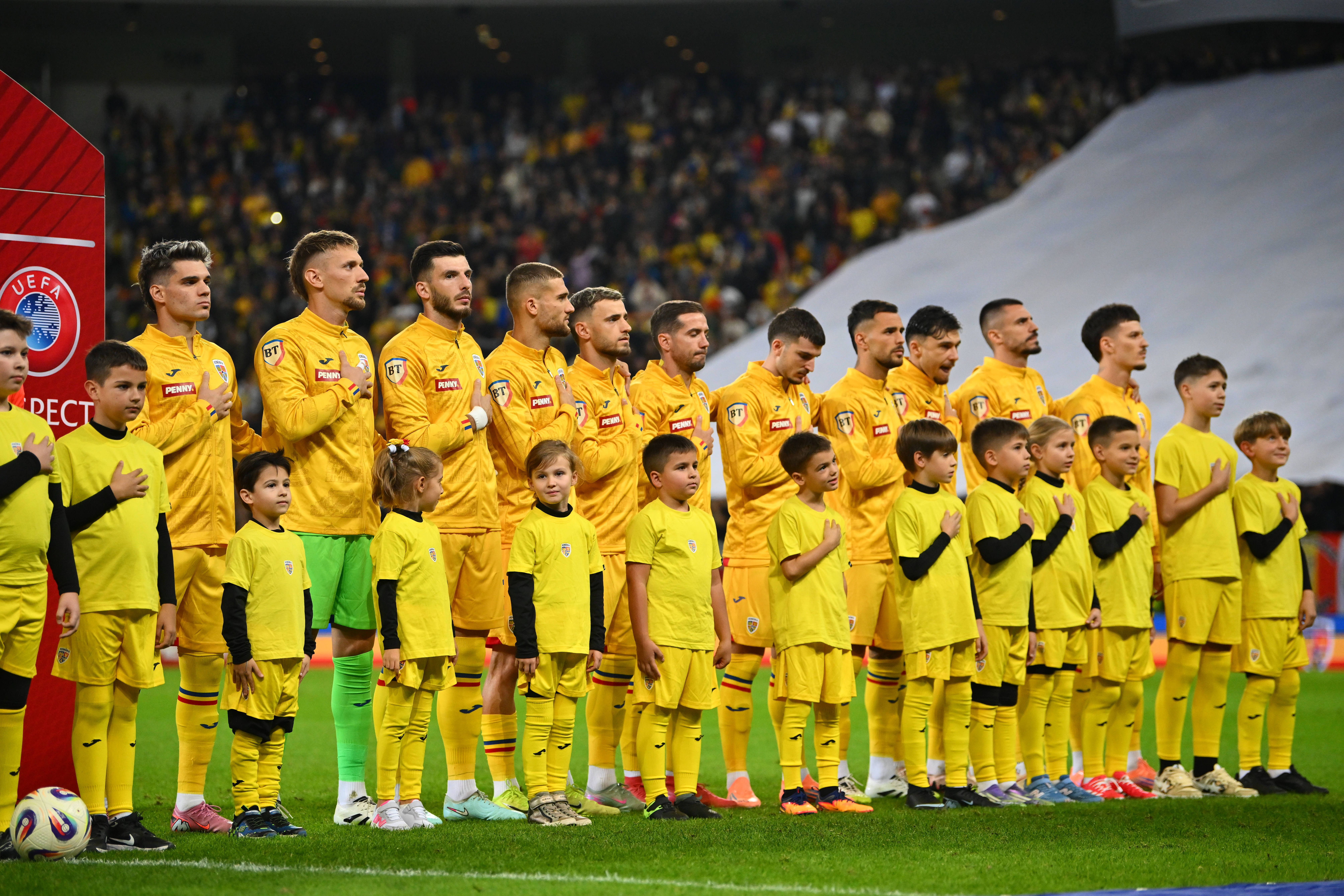 Titular la națională, un tricolor a ajuns cel mai slab de la cei mai slabi!