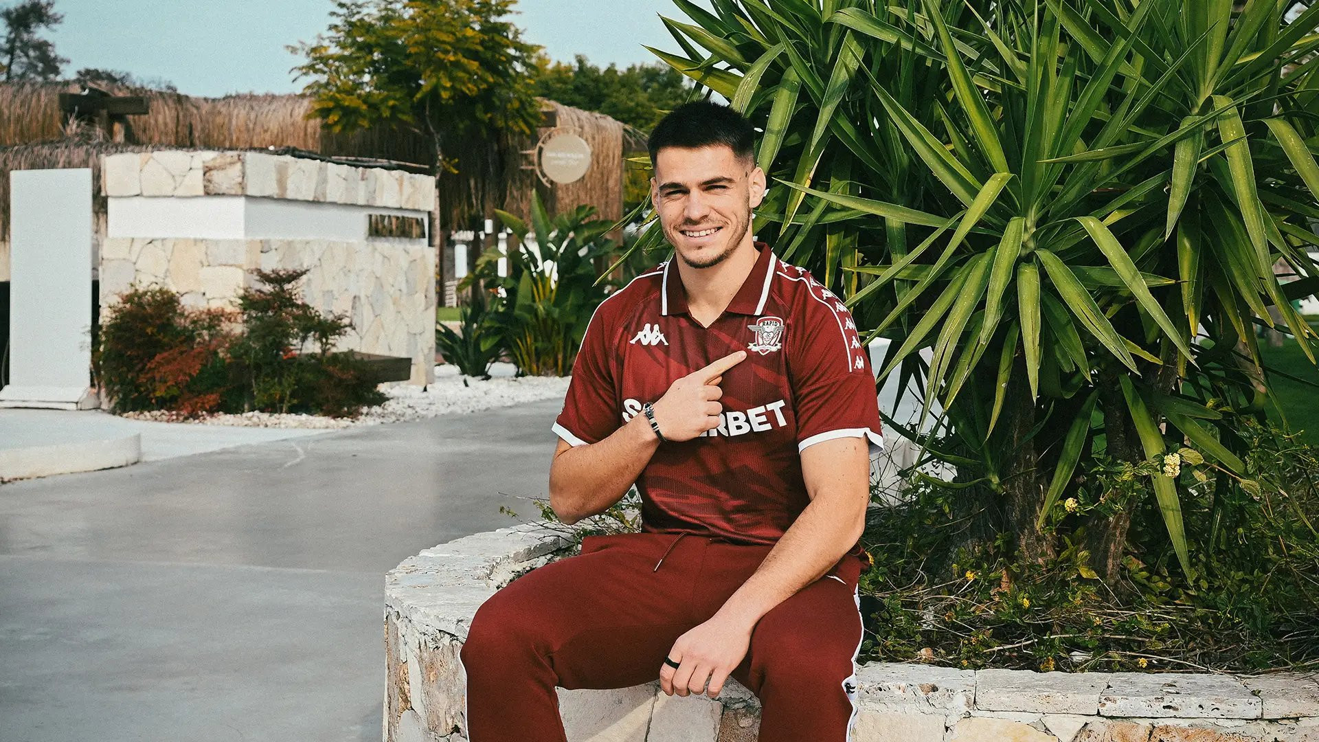 Daniel Paraschiv a spart gheața la Rapid! Ce a spus Costel G&acirc;lcă despre noul atacant al giuleștenilor