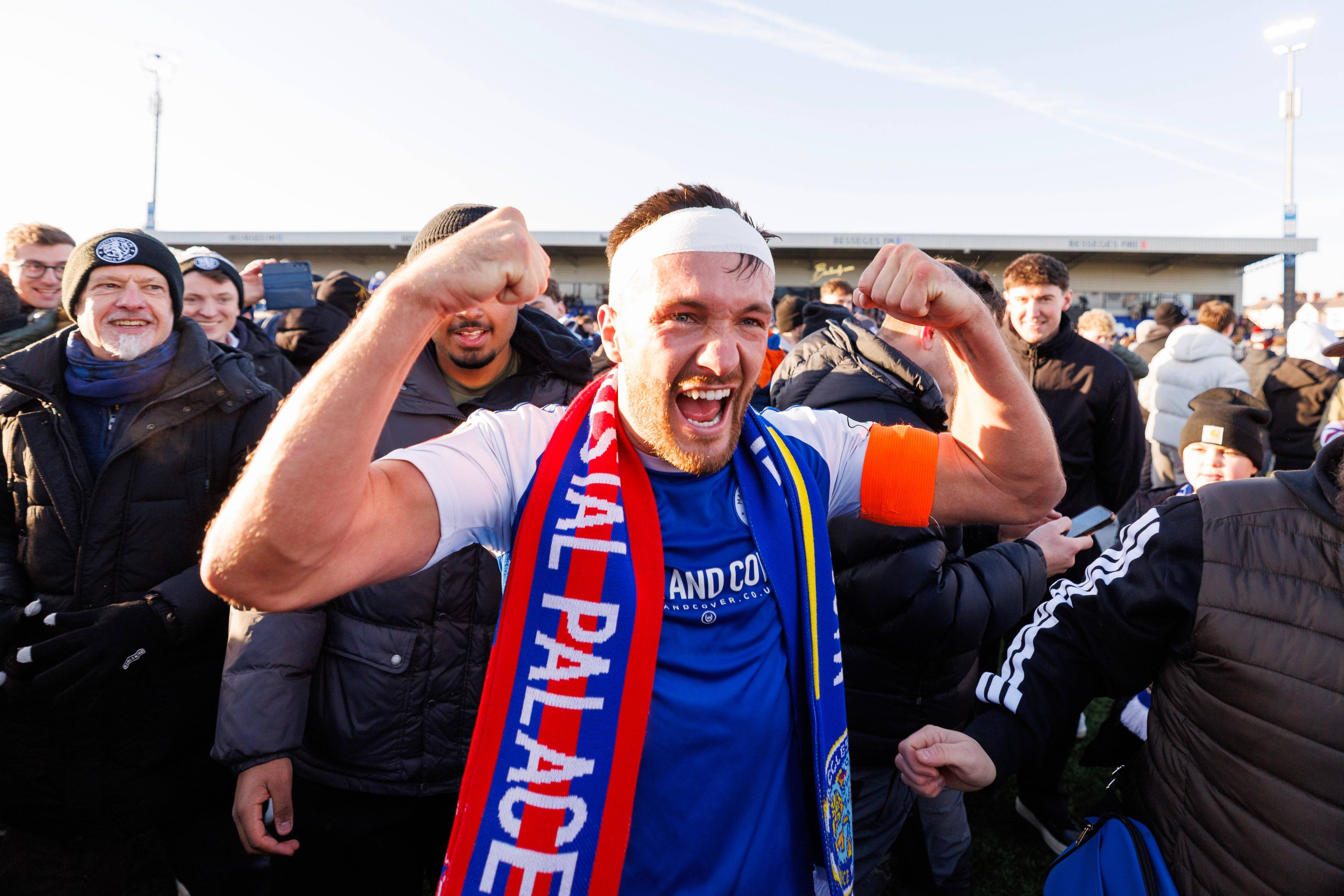 „Se antrenează marțea și joia. E un basm.” Patronul Macclesfield FC, uluit de gestul făcut de Crystal Palace față de echipa din liga a 6-a