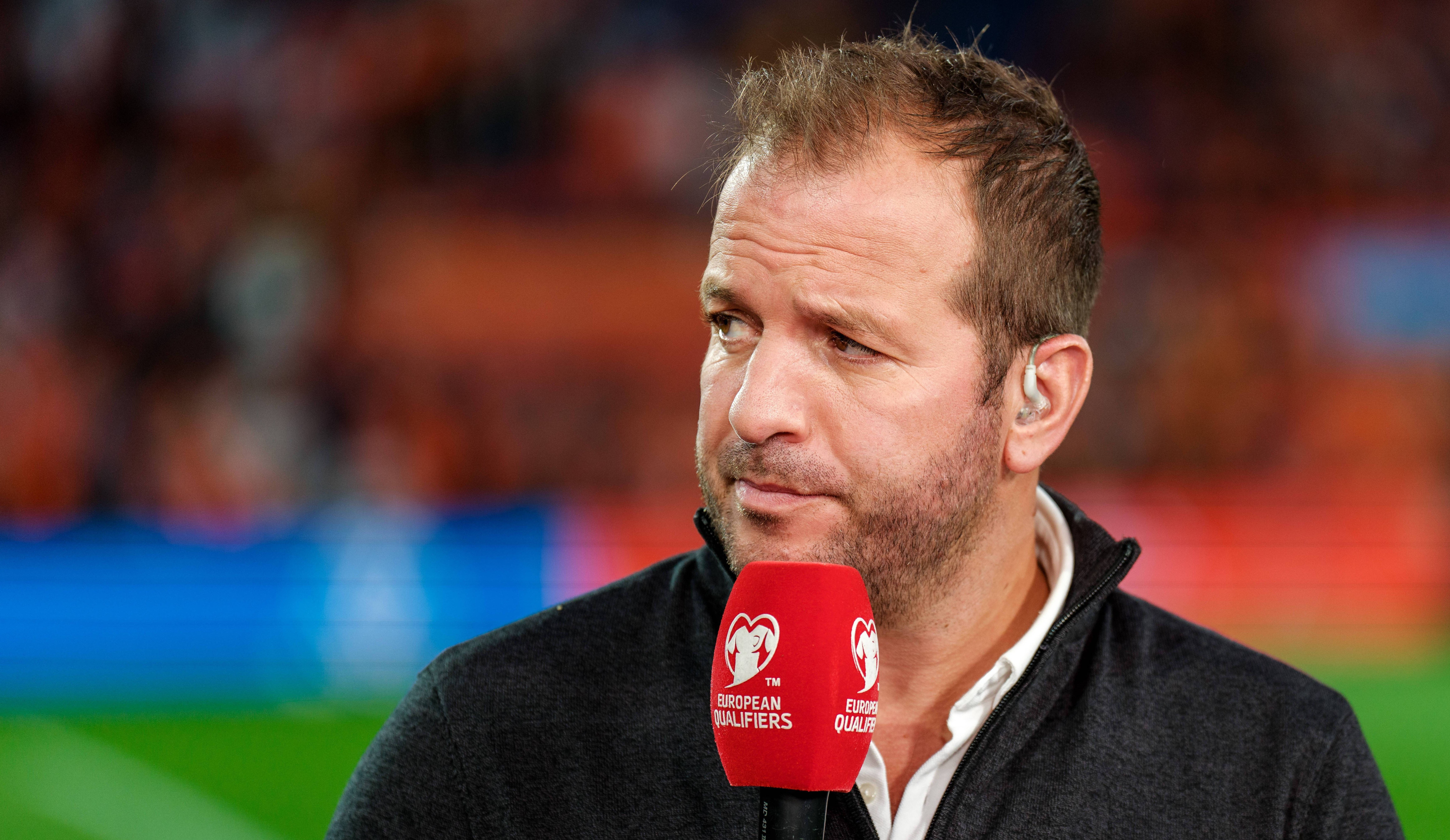 Van der Vaart a văzut meciul &icirc;n care Dennis Man a făcut show și a dat verdictul: &rdquo;PSV joacă mai bine fără el!&rdquo;