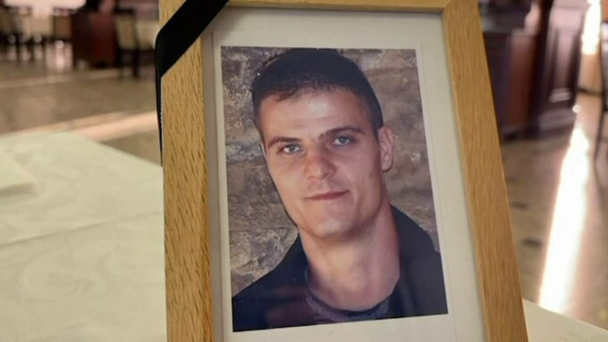 Un bărbat din Sibiu a murit &icirc;ntr-un autobuz, fără ca nimeni să intervină. Răspunsul halucinant dat de călători