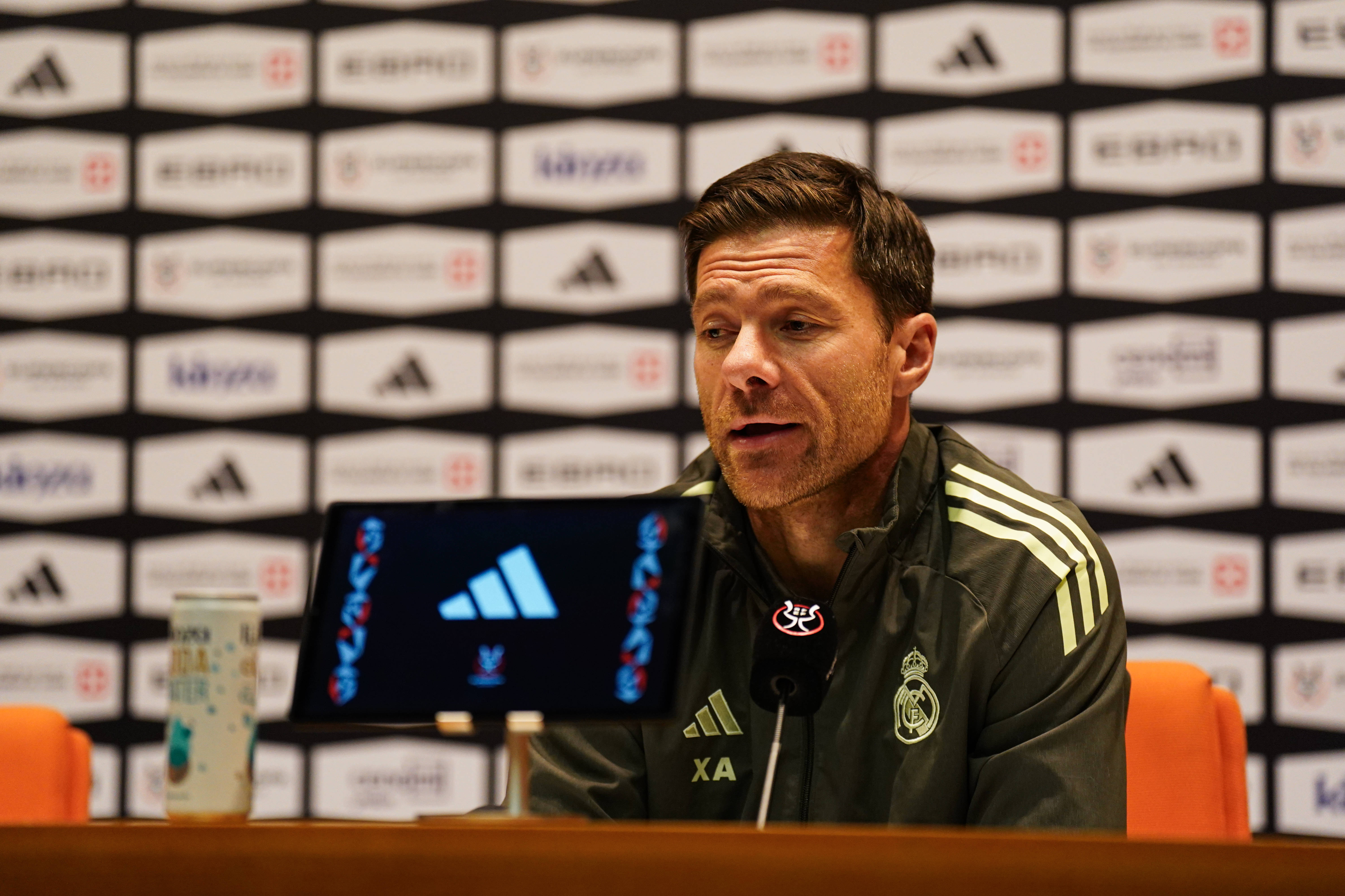 Barcelona a reacționat, după ce Real Madrid l-a demis pe Xabi Alonso