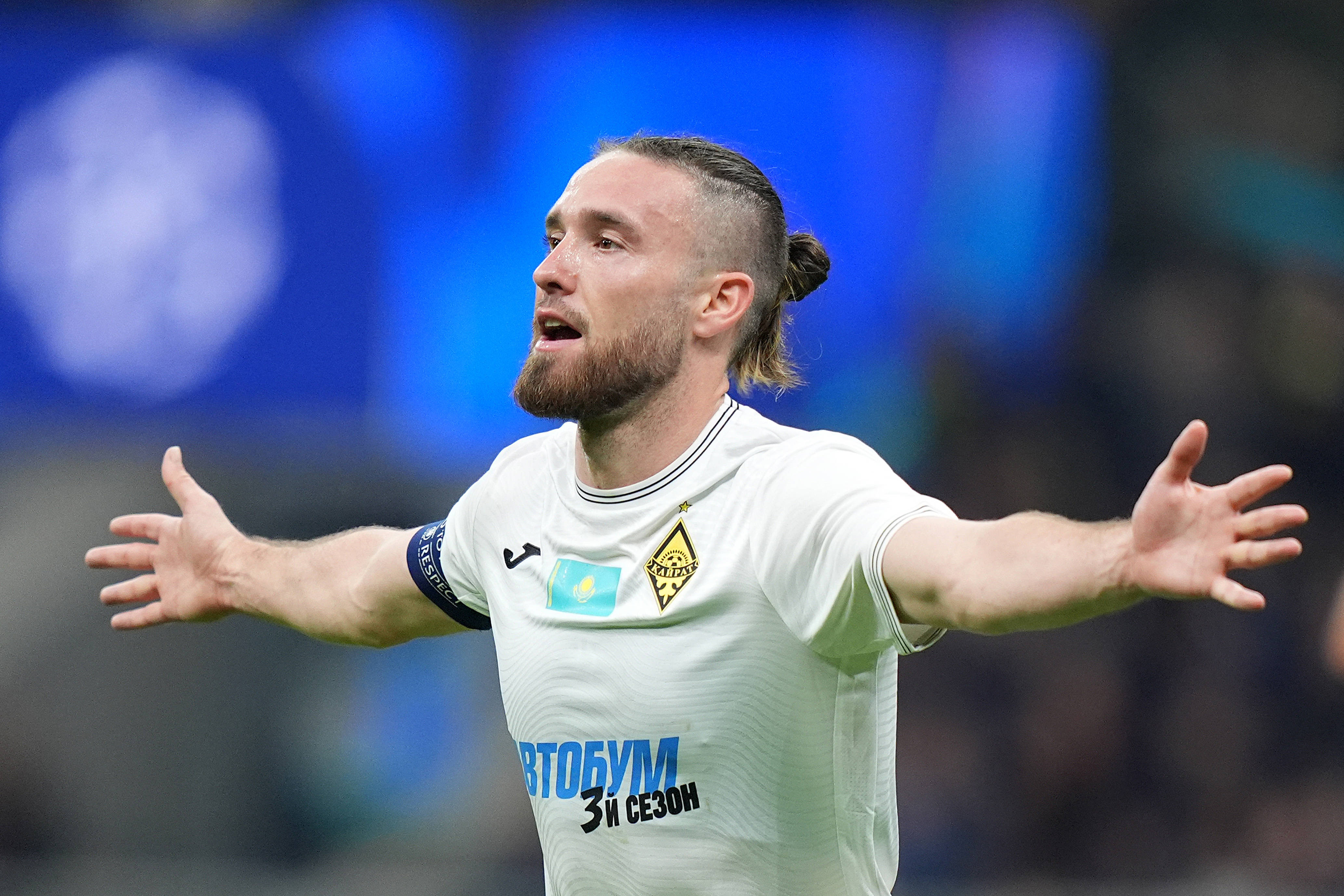 Vor să-l deturneze din drumul spre FCSB! Oferta primită de Ofri Arad