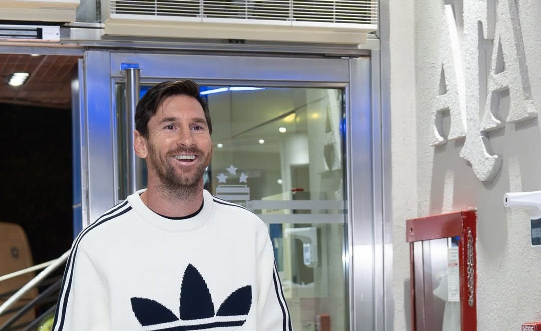 Nebunie curată! Ofertă de 1,4 miliarde de € pentru Messi: ”Cu el în echipă am sărbători campionatul înainte să înceapă”