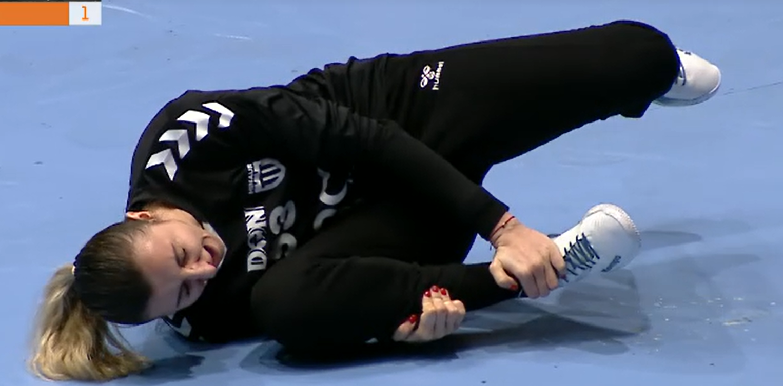 Cât ghinion! Iulia Dumanska a urlat de durere după o accidentare urâtă din partida Minaur Baia Mare - CSM București