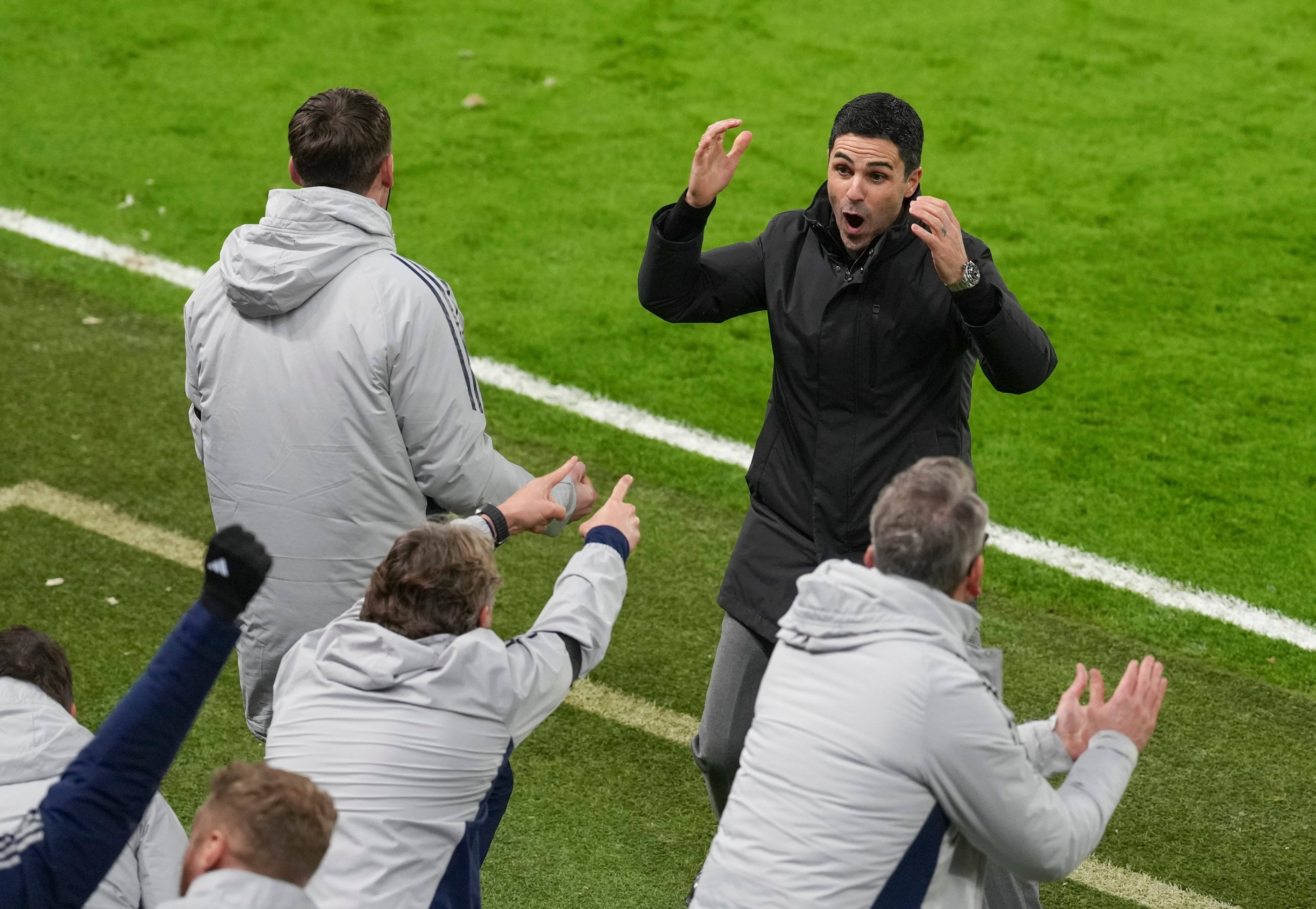 Arsenal merge brici în toate competițiile! Victorie acum cu Chelsea pe Stamford Bridge