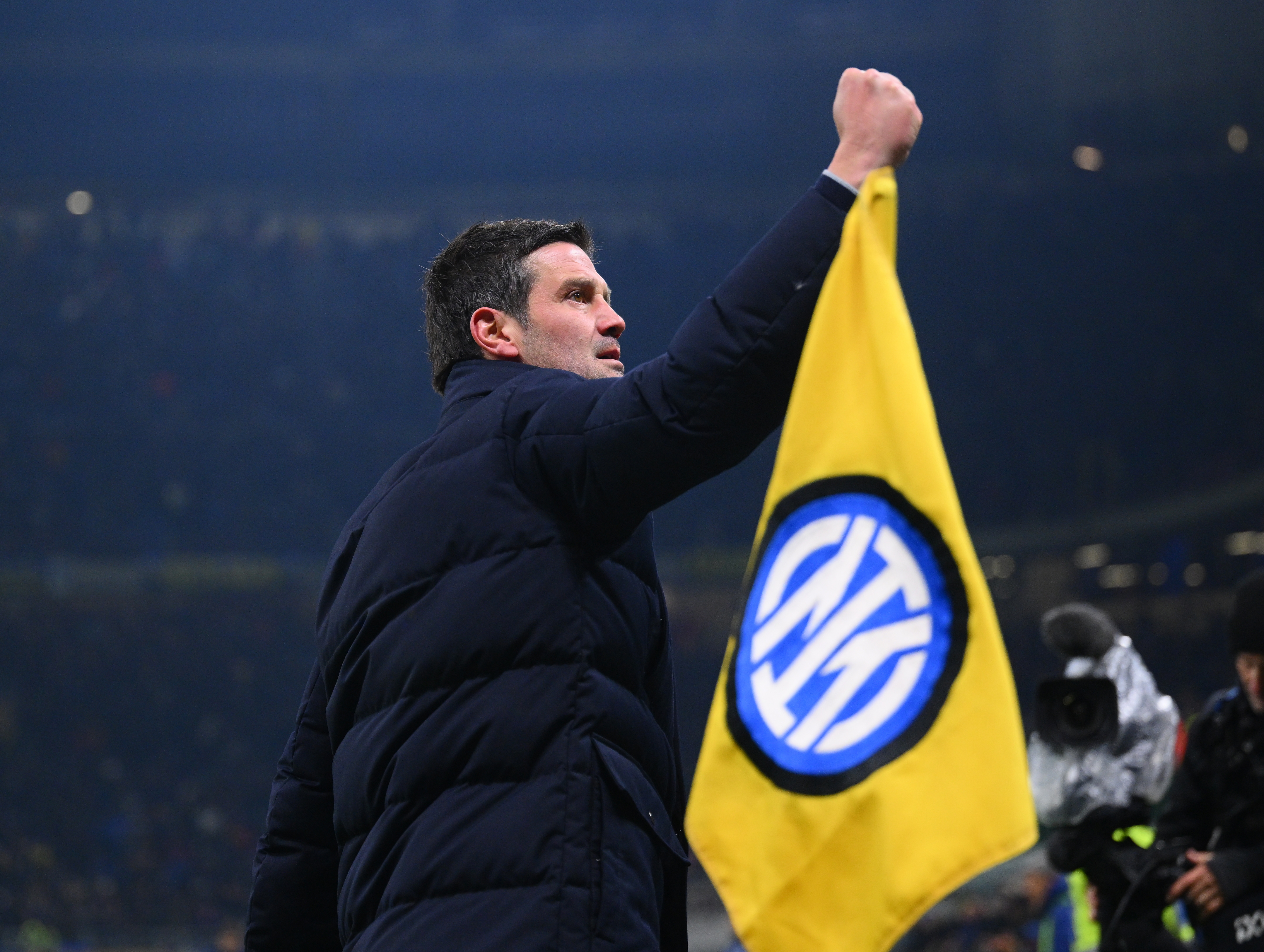 După faptă și răsplată! "Chivu așteaptă acum un cadou", după ce Inter a devenit campioana iernii