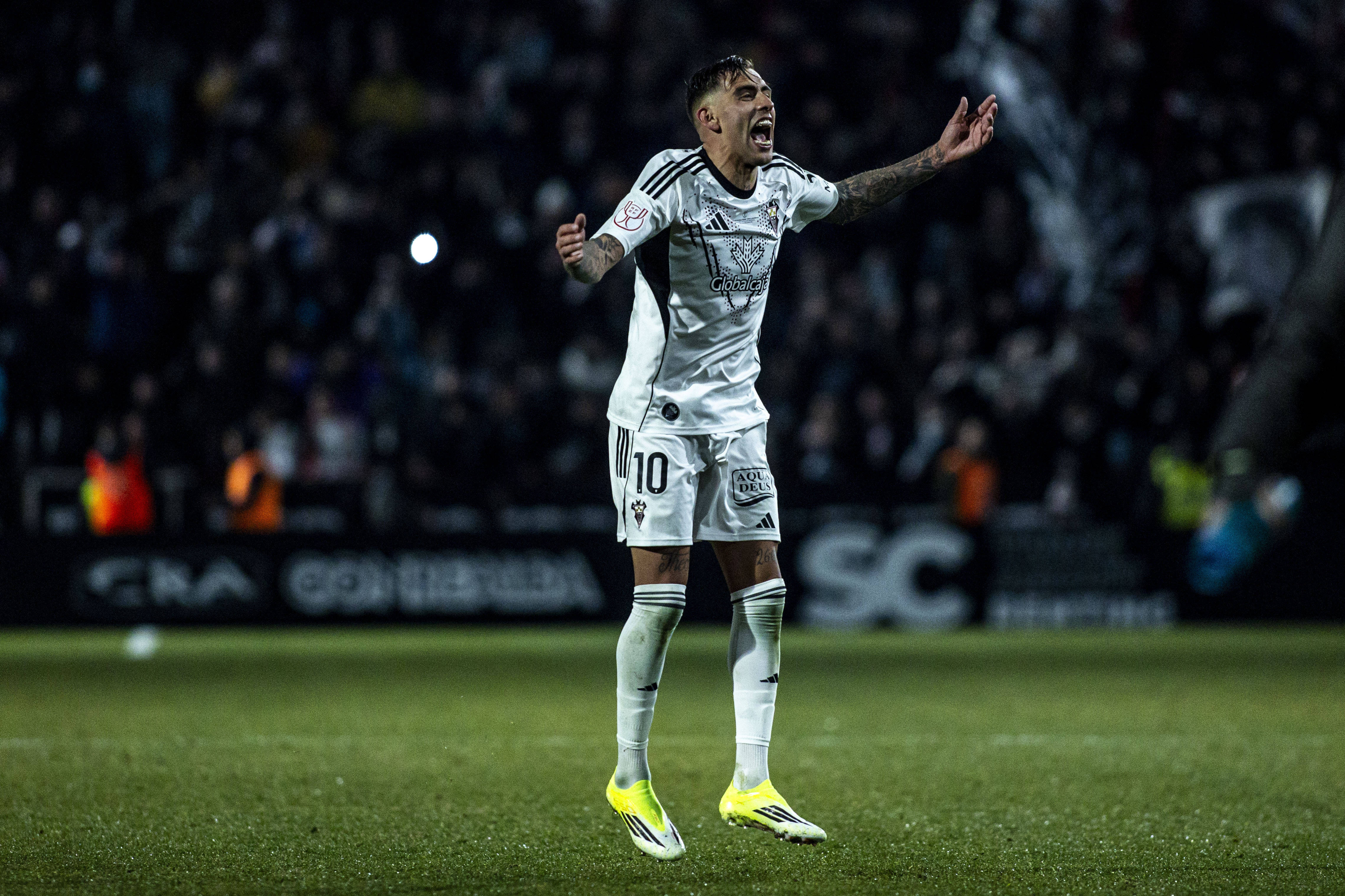 Nota imensă a lui Jefte Betancor după ”dubla” decisivă și lobul superb cu Real Madrid! Printre coechipieri, Bernabeu și Valverde