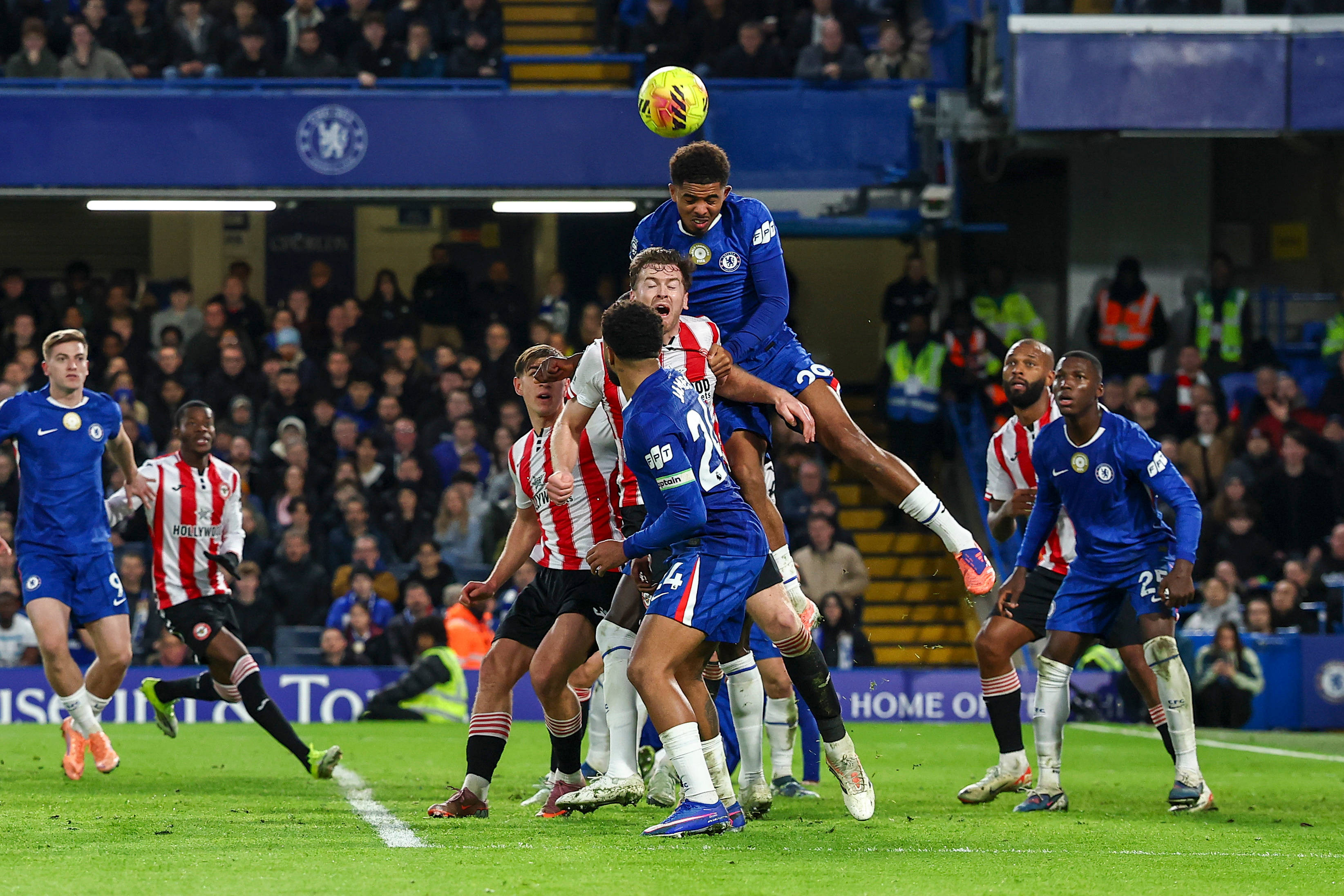 Chelsea și Brentford continuă cursa pentru locurile de Champions League! Cât s-a încheiat duelul de pe Stamford Bridge