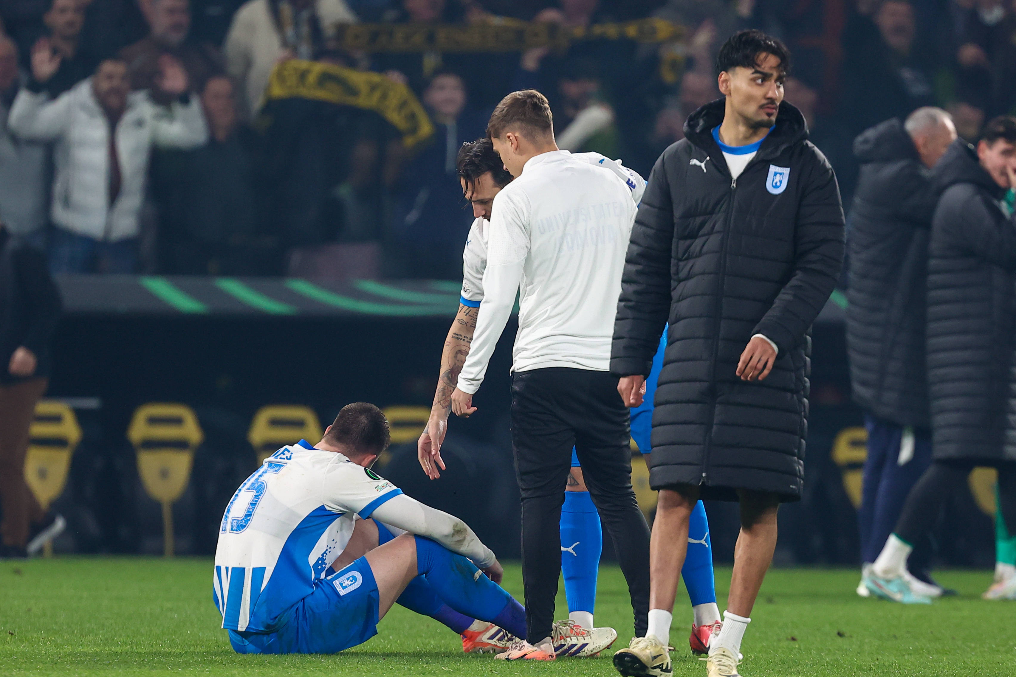 Craiova a mai încasat o lovitură, la o lună după dezastrul de la Atena. Anunțul UEFA