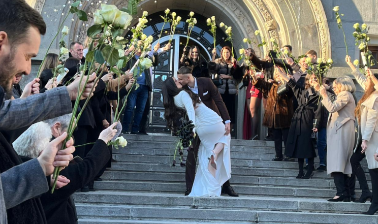 Radu Drăgușin s-a căsătorit cu Ioana Stan! Imagini cu superba soție a „Dragonului”