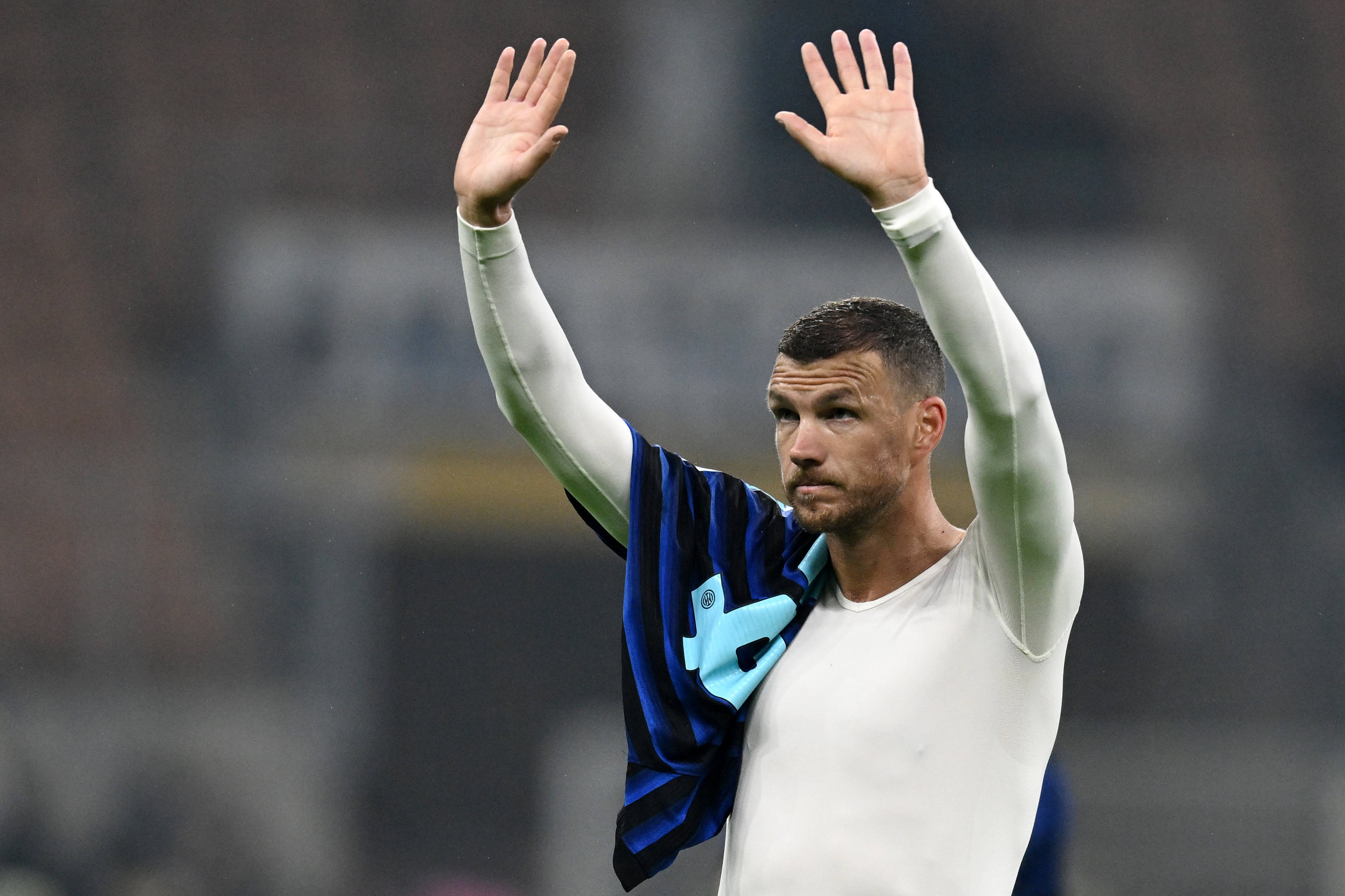 Edin Dzeko semnează și schimbă echipa la 39 de ani!