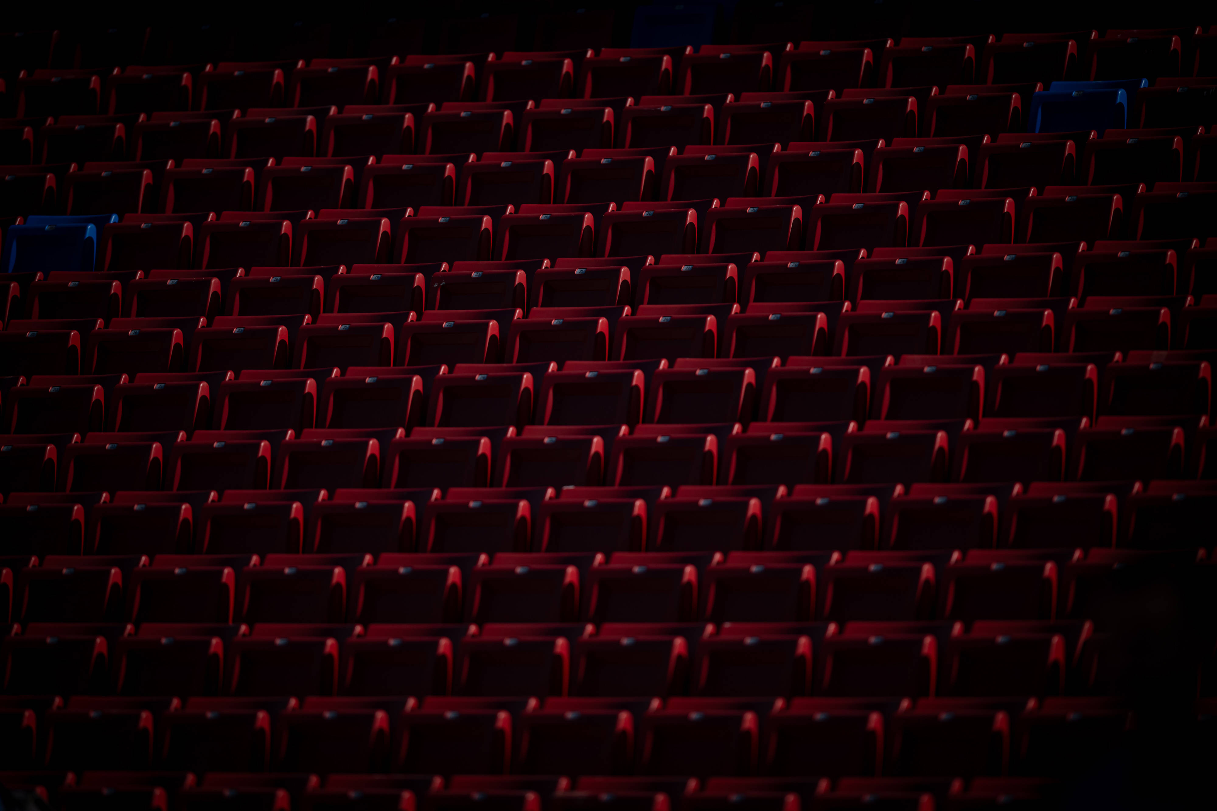 Schimbări majore la ”cel mai mare stadion din Europa”