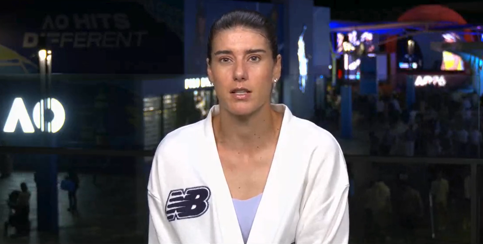 Sorana Cîrstea, prima reacție după conflictul cu Naomi Osaka: "20 de ani de carieră cântăresc mult mai mult decât 5 secunde de discuție la fileu"