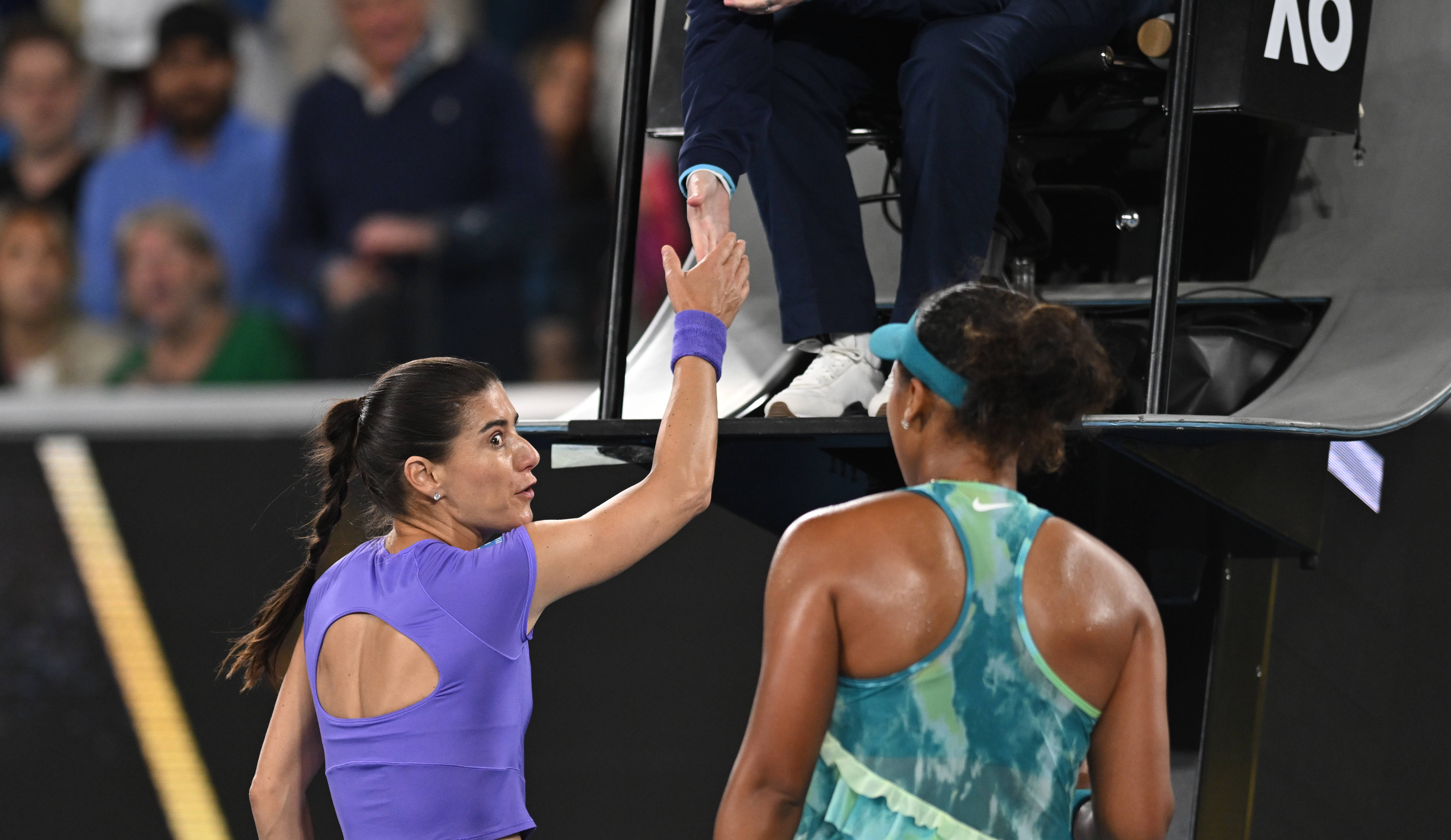 Cum a reacționat presa din Marea Britanie după replicile tăioase dintre Cîrstea și Osaka: „Strângere de mână rece” + „Victorie tensionată”