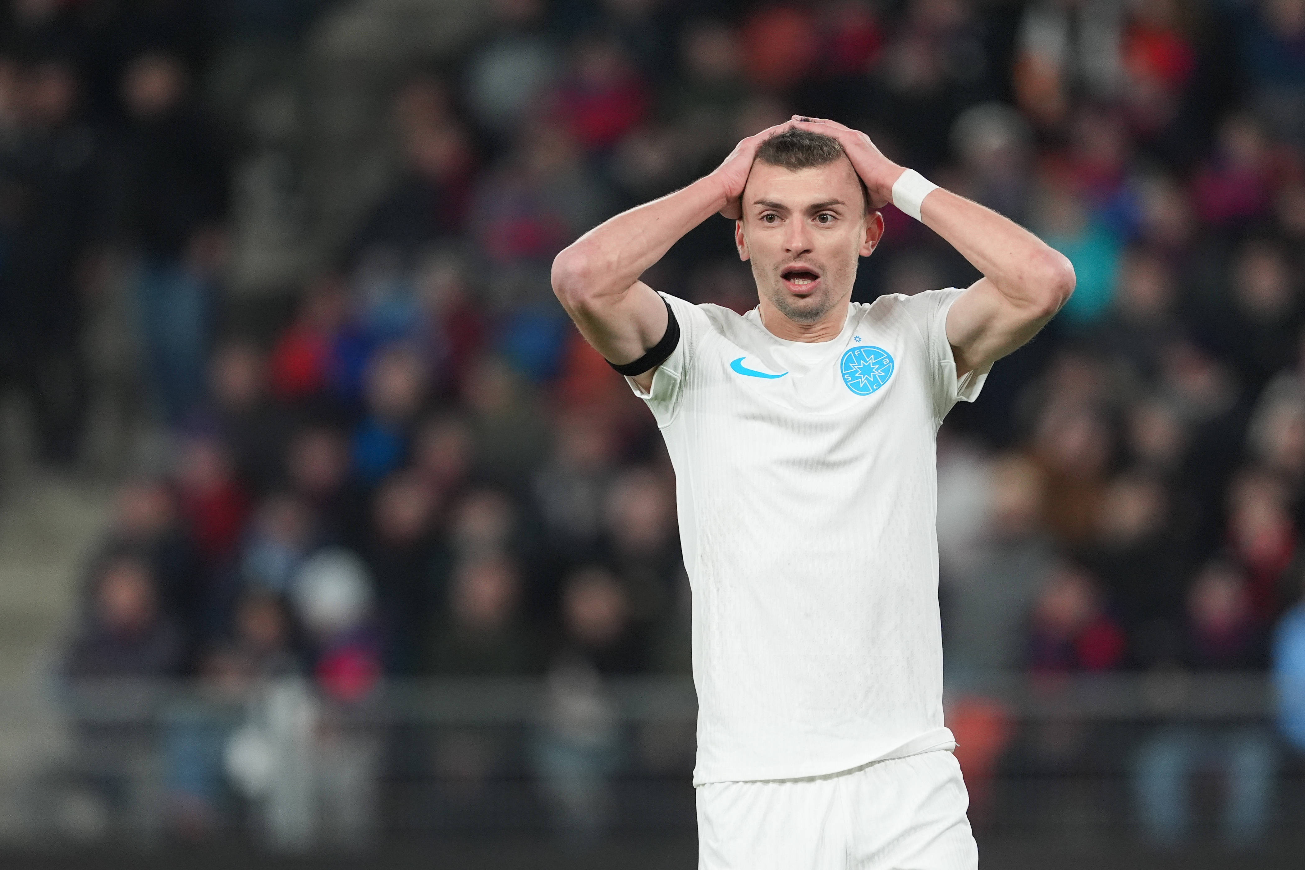 Dinamo Zagreb - FCSB | Ce pierde și ce câștigă FCSB după dispariția lui Tănase din primul "11"