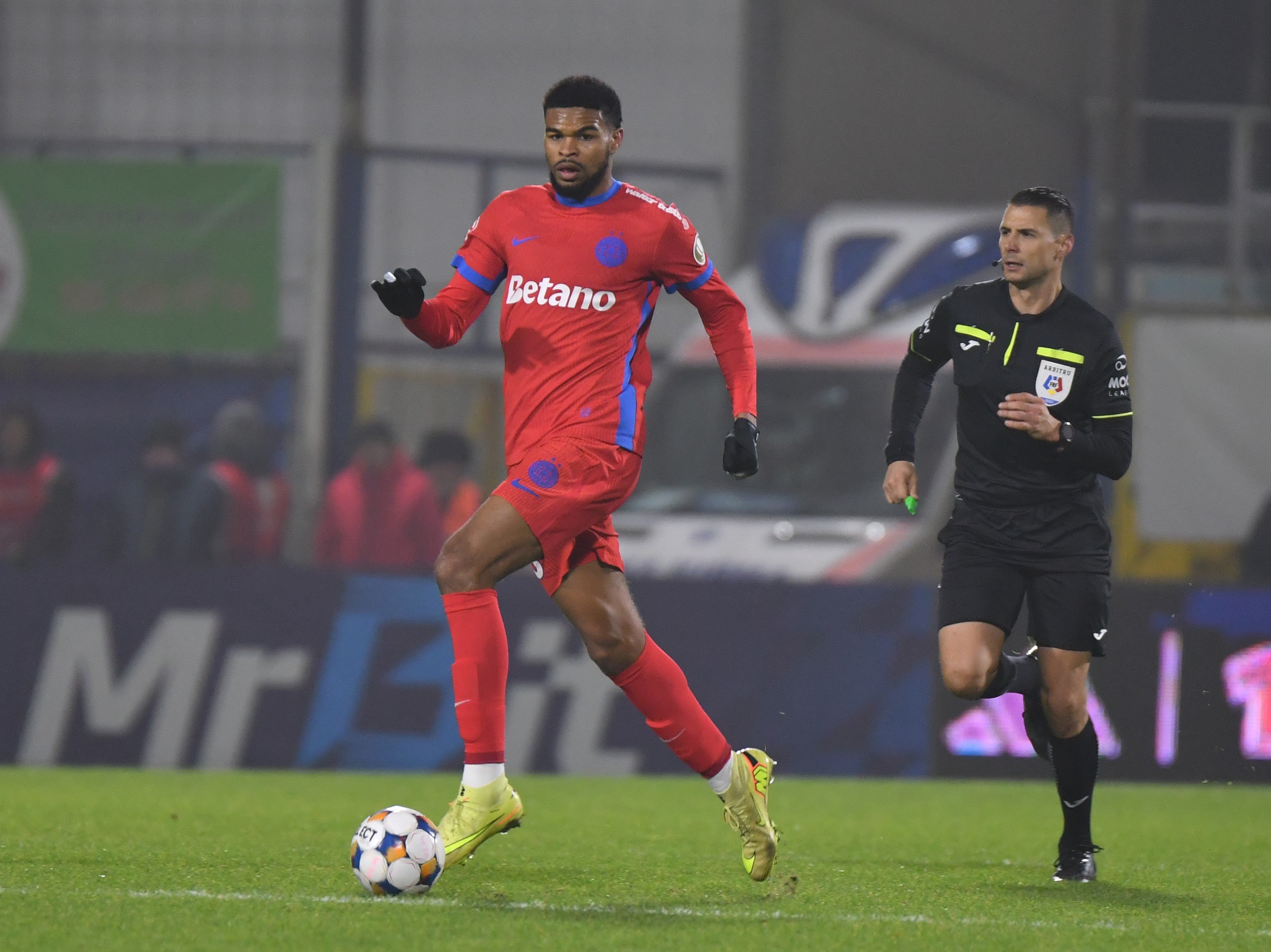 Malcom Edjouma revine! Negocieri avansate pentru mijlocașul francez