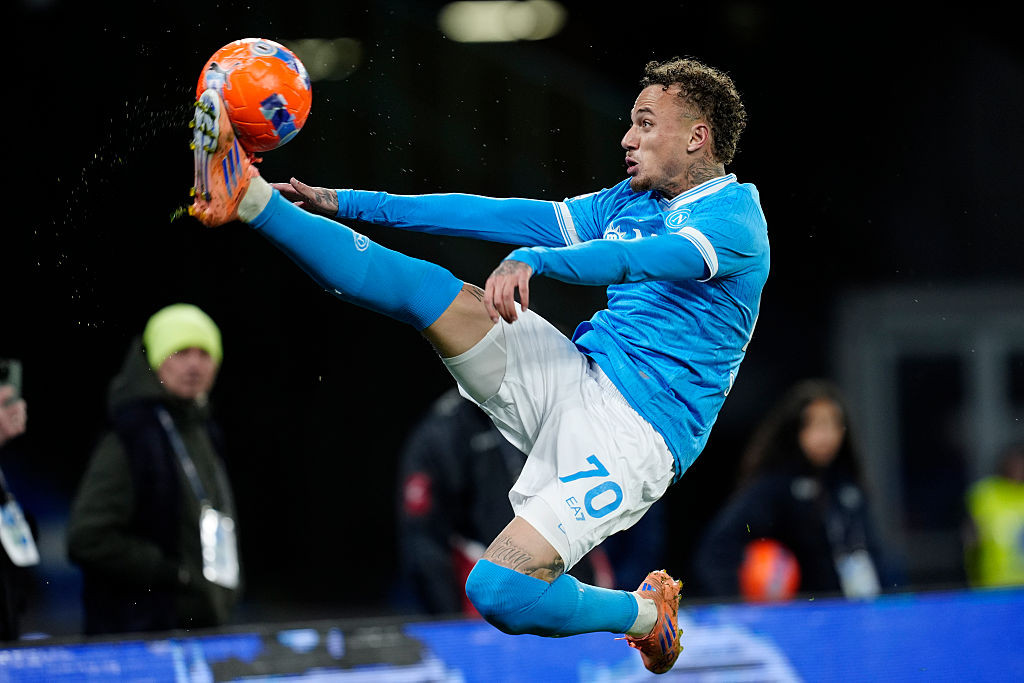 Pleacă de la Napoli după doar 6 luni! Atacantul a aterizat aseară la Istanbul