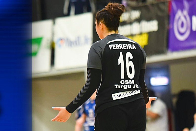 CSM Târgu Jiu şi Unirea Slobozia, calificate în turul al doilea al Cupei României la handbal feminin