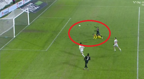 Cum a reușit să rateze Cîrjan: starul lui Dinamo a avut golul pe tavă