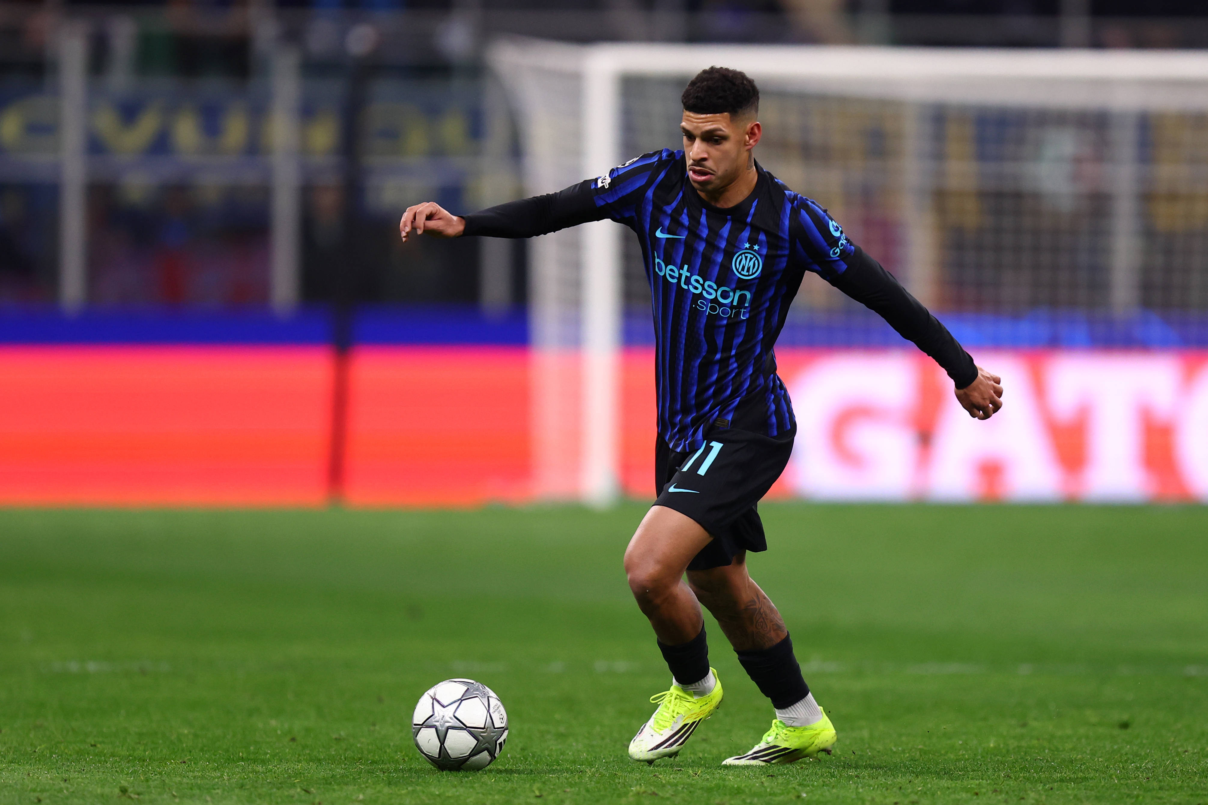 Singurul jucător „distrus” după victoria lui Inter: scos de Chivu în minutul 34, considerat un dezastru