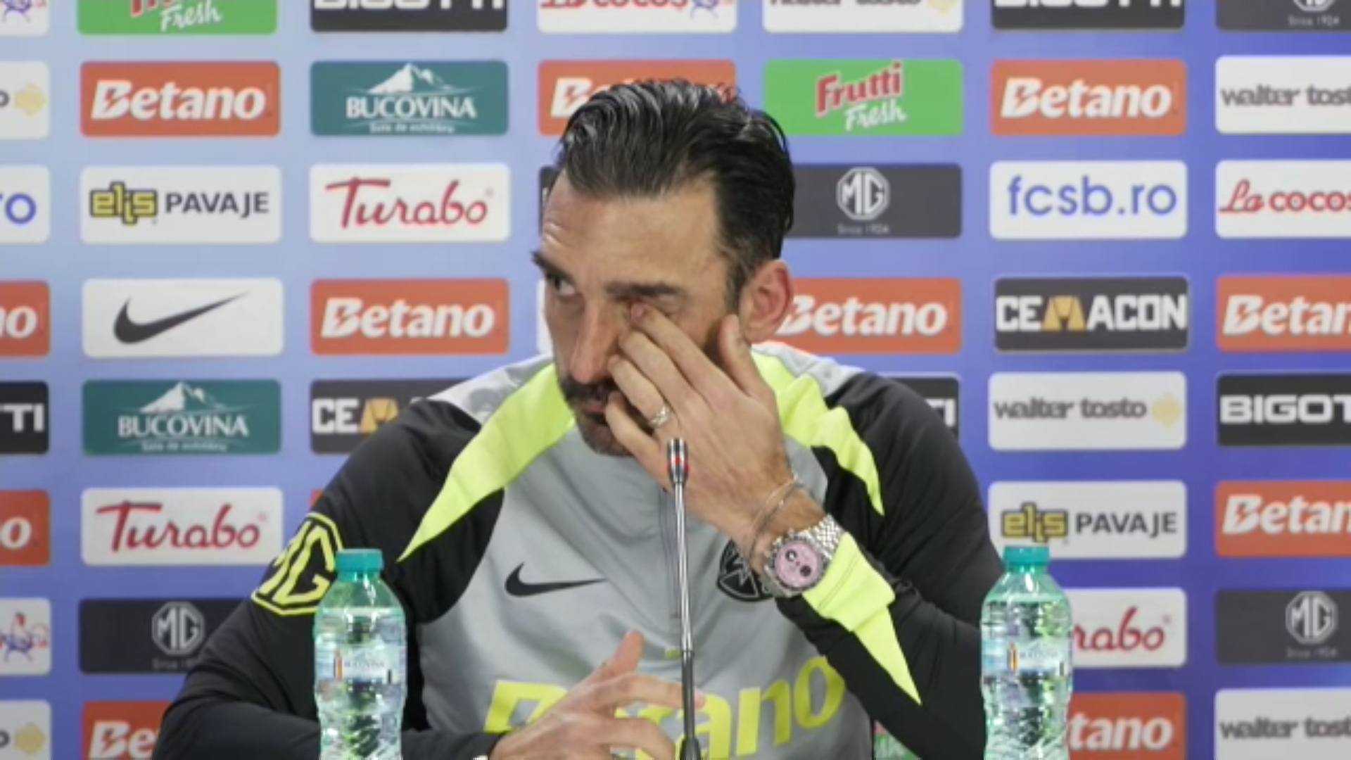 Tănase nu e singurul! Charalambous anunță încă o absență importantă la meciul cu CFR: ”A simțit ceva!”