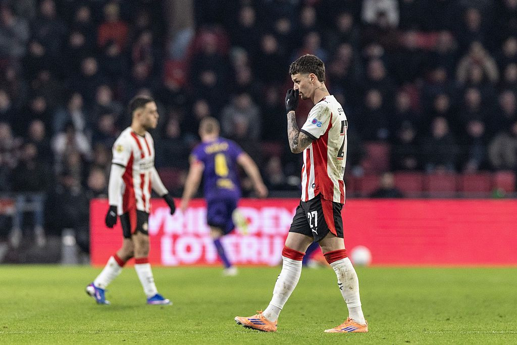 Dennis Man, înlocuit la pauză! Nota primită pentru cele 45 de minute jucate în PSV – NAC Breda