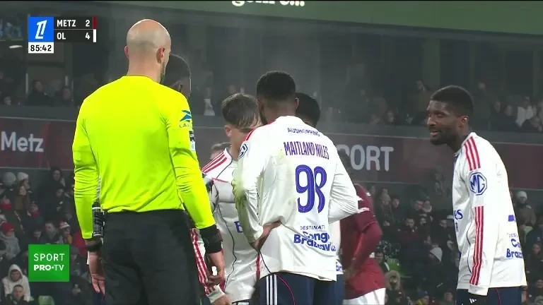 Endrick bifează hat-trick-ul în nebunia Metz - Olympique Lyon 2-5 (VOYO 25.01.2026)