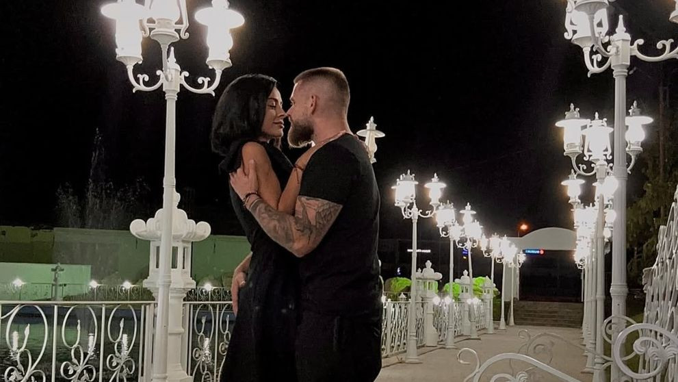 Vedeta TV din România și soțul ei s-au despărțit. Partenerul său de viață a anunțat separarea în mediul online: „Am obosit să pozez în omul perfect”