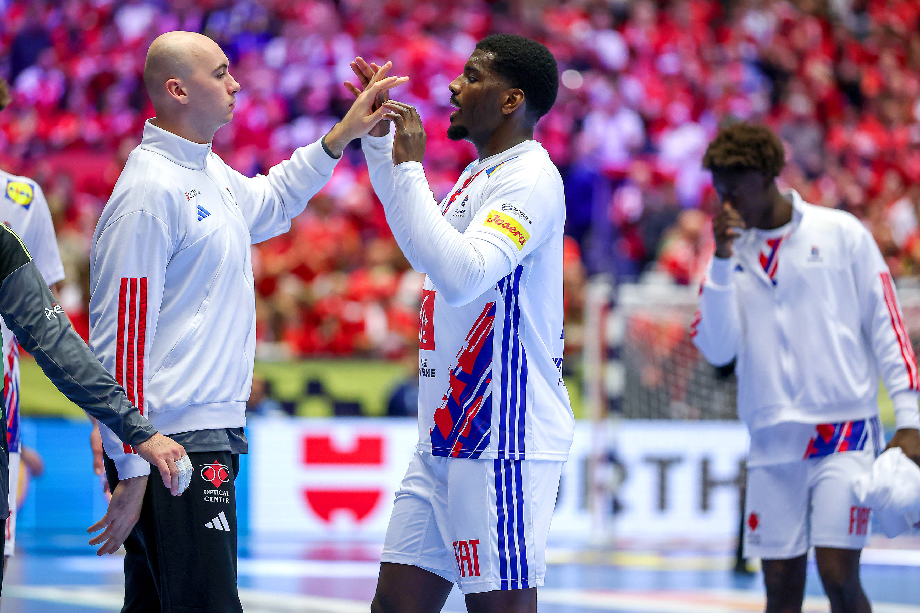 Istorie la Europeanul de handbal! Așa da meci! Turneul e live pe VOYO