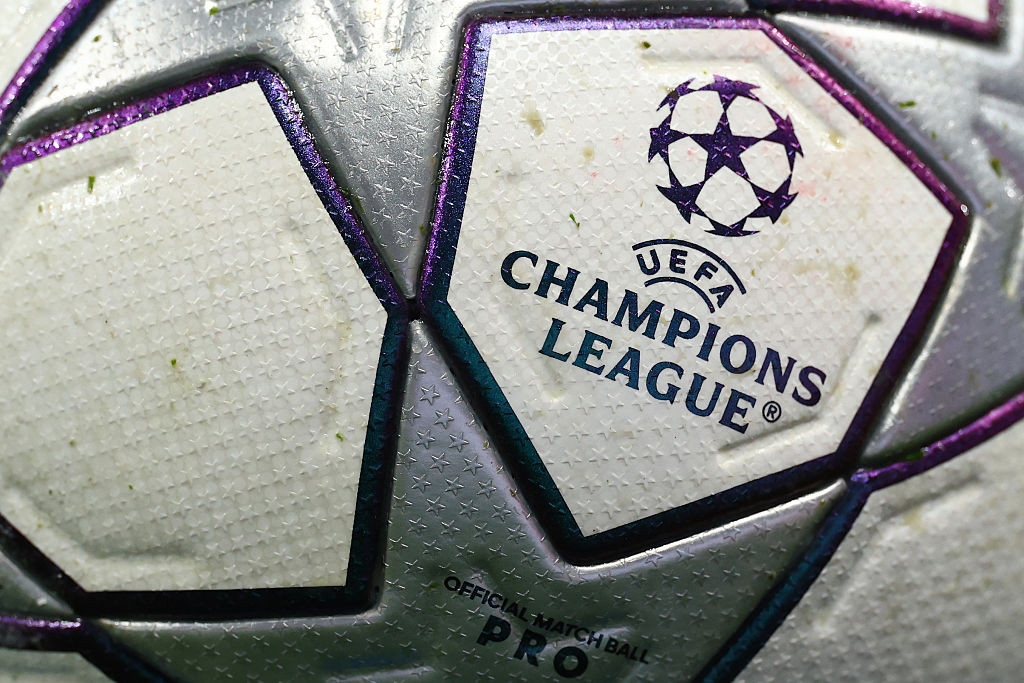 Clasamentul în faza ligii din Champions League, înainte de disputarea ultimei etape. Cu cine se confruntă Chivu, Man și Dragomir