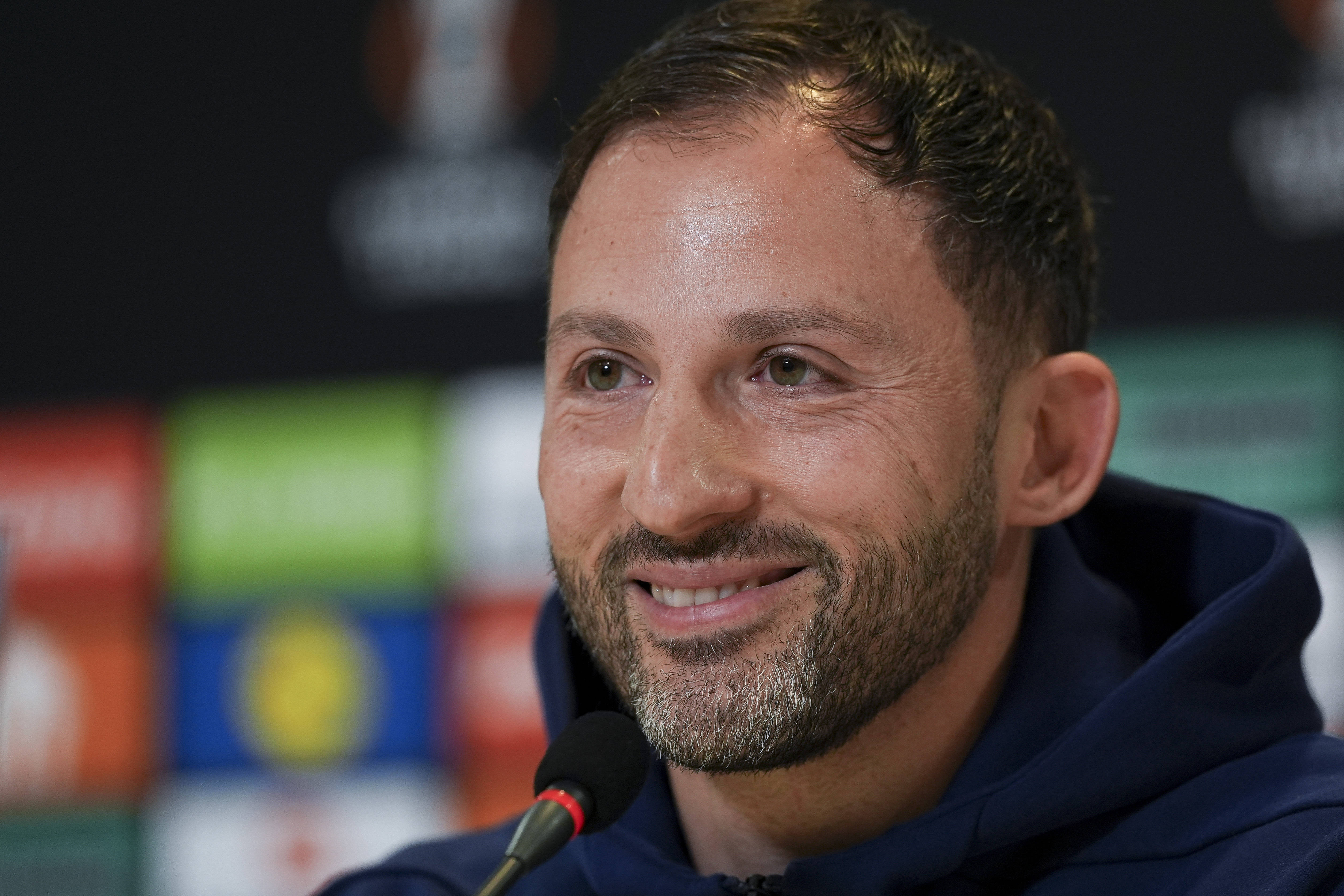 Doi jucători de la FCSB i-au atras atenția antrenorului de la Fenerbahce: ”Formă bună / Flexibil”