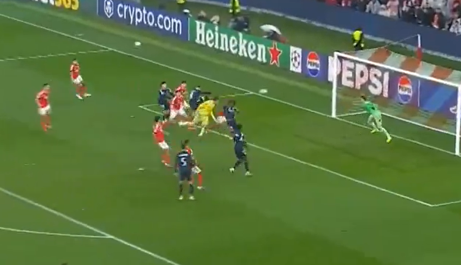 NEBUNIE în Benfica - Real Madrid, cu golul calificării marcat de portar în minutul 90+8! Rezultatele serii din UCL