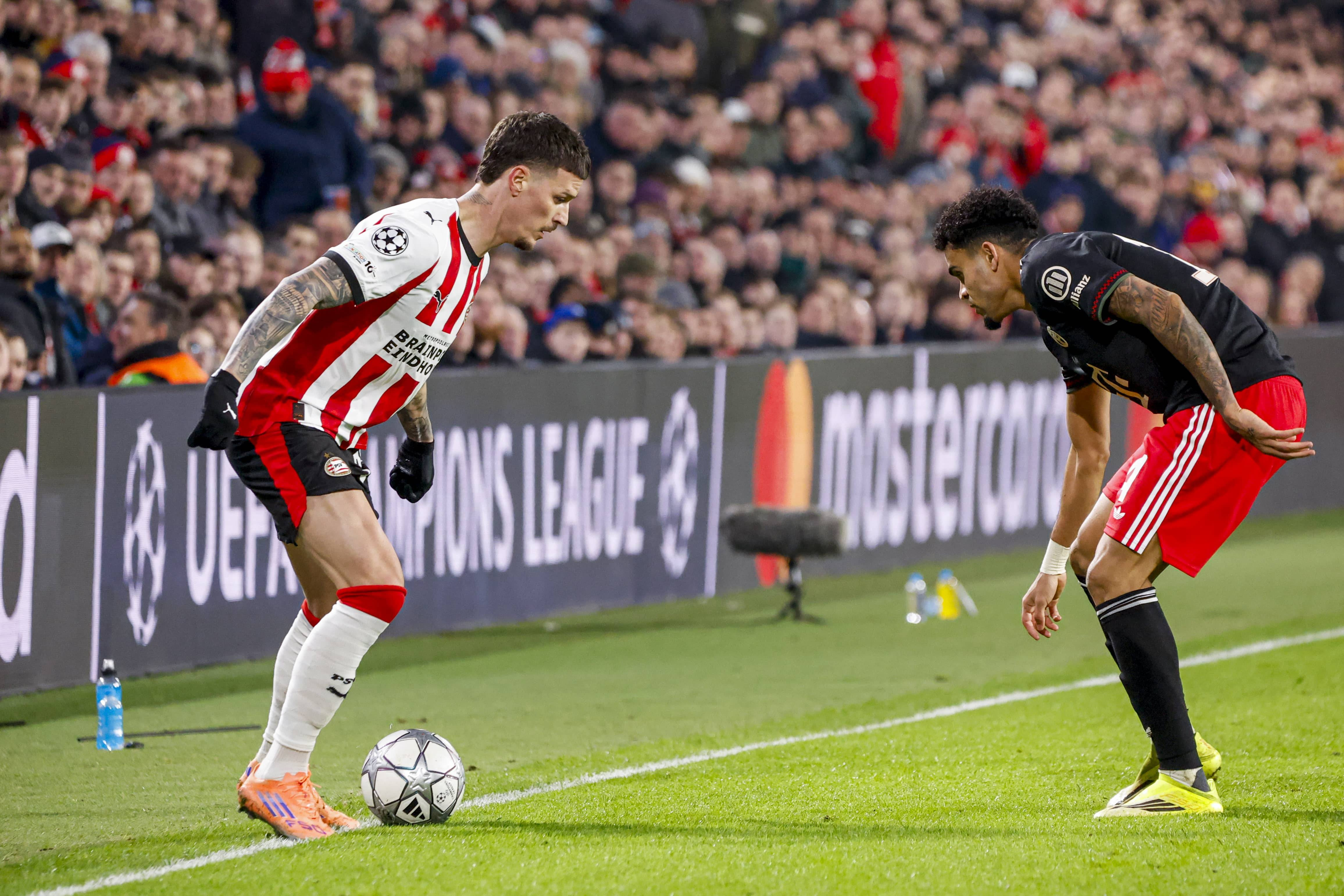 Ce au scris străinii despre Dennis Man după ce românul a fost înlocuit la pauză cu Bayern Munchen