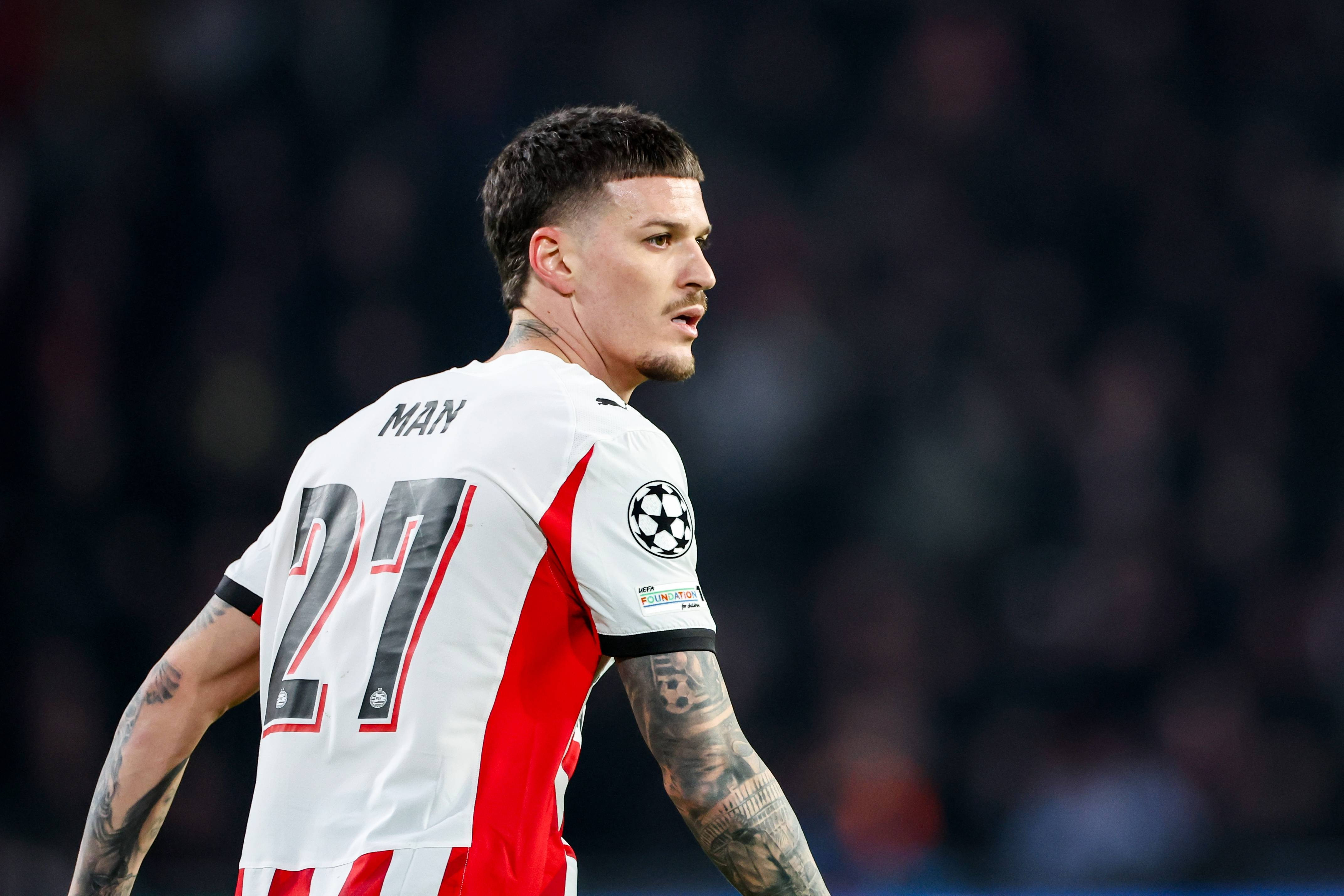 Dennis Man, scos la pauză contra lui Bayern! Explicația antrenorului de la PSV