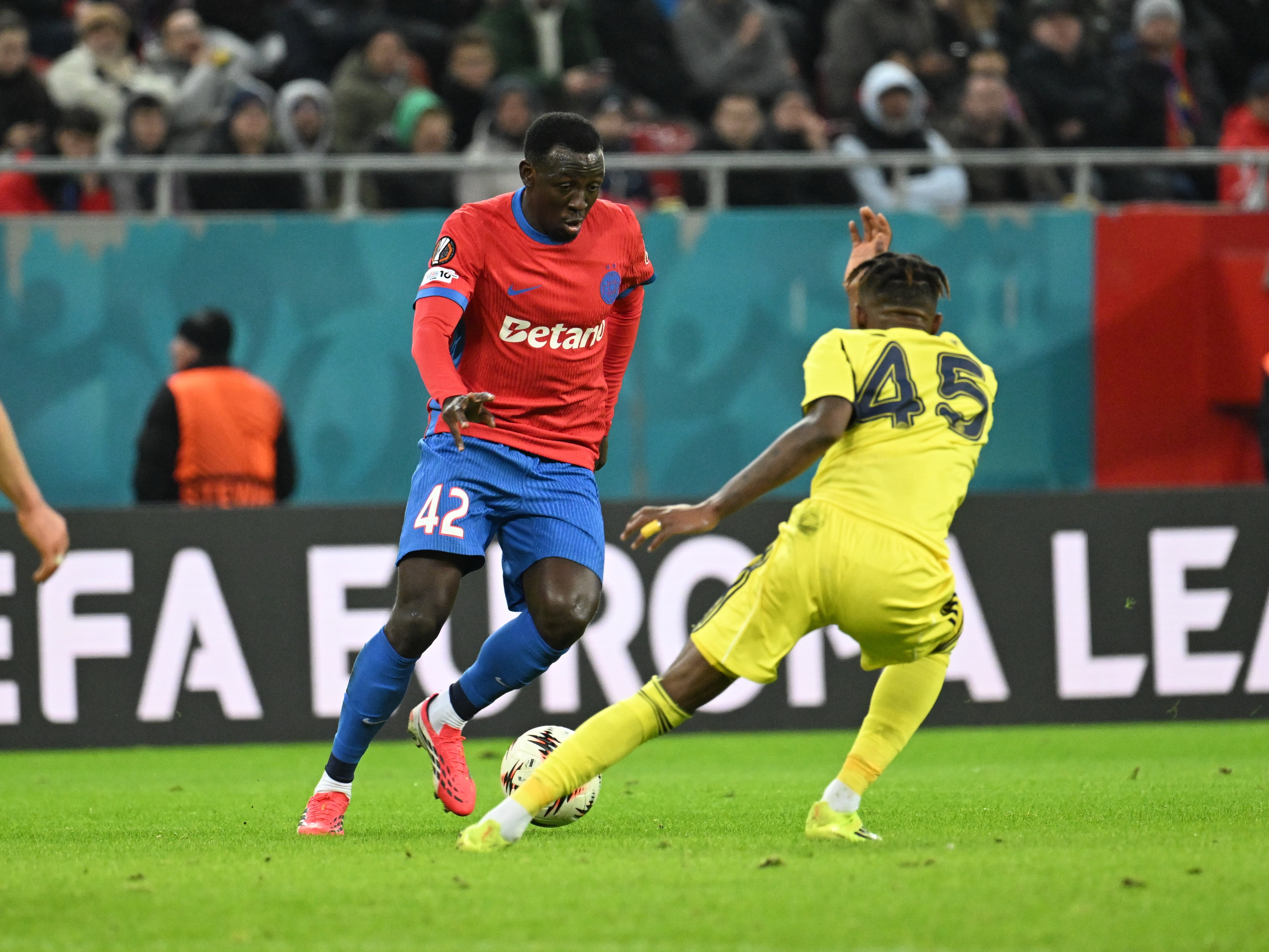 FCSB - Fenerbahce 0-1, ACUM pe Sport.ro! OCAZII URIAȘE pentru roș-albaștri