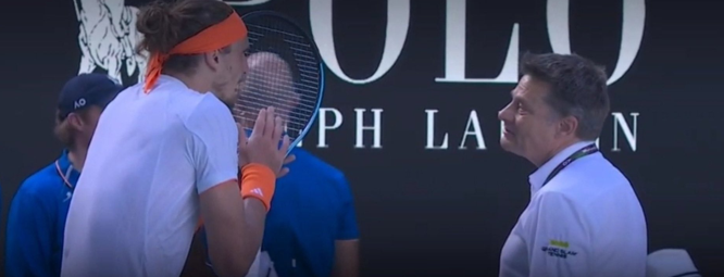 „Tâmpenii!” Zverev, furios pe arbitru și oficialii turneului, când Alcaraz a cerut time-out medical. Scene ireale în prima semifinală de la Melbourne
