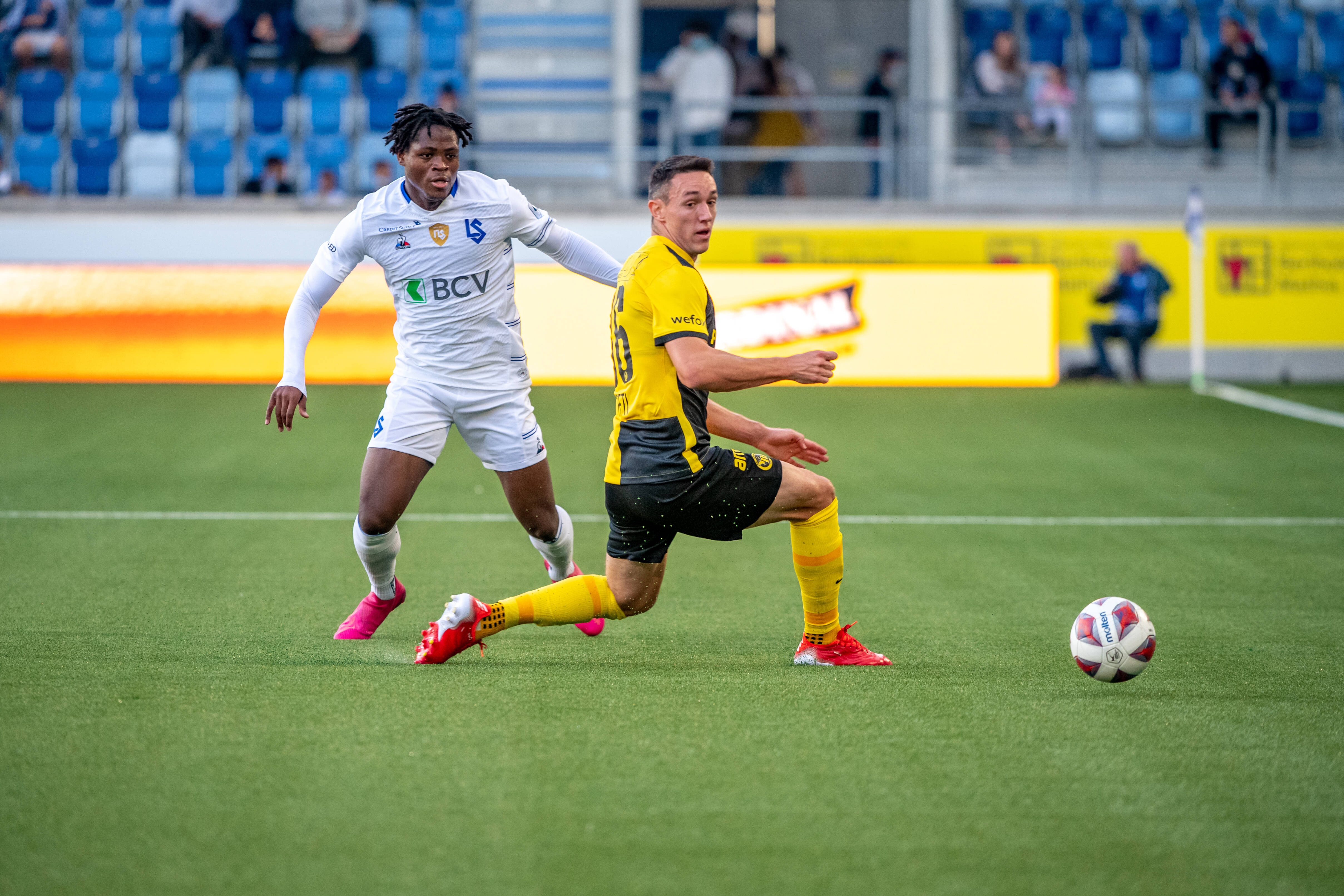 Fotbalistul din naționala Elveției trecut pe la Napoli, prezentat astăzi în Superligă!