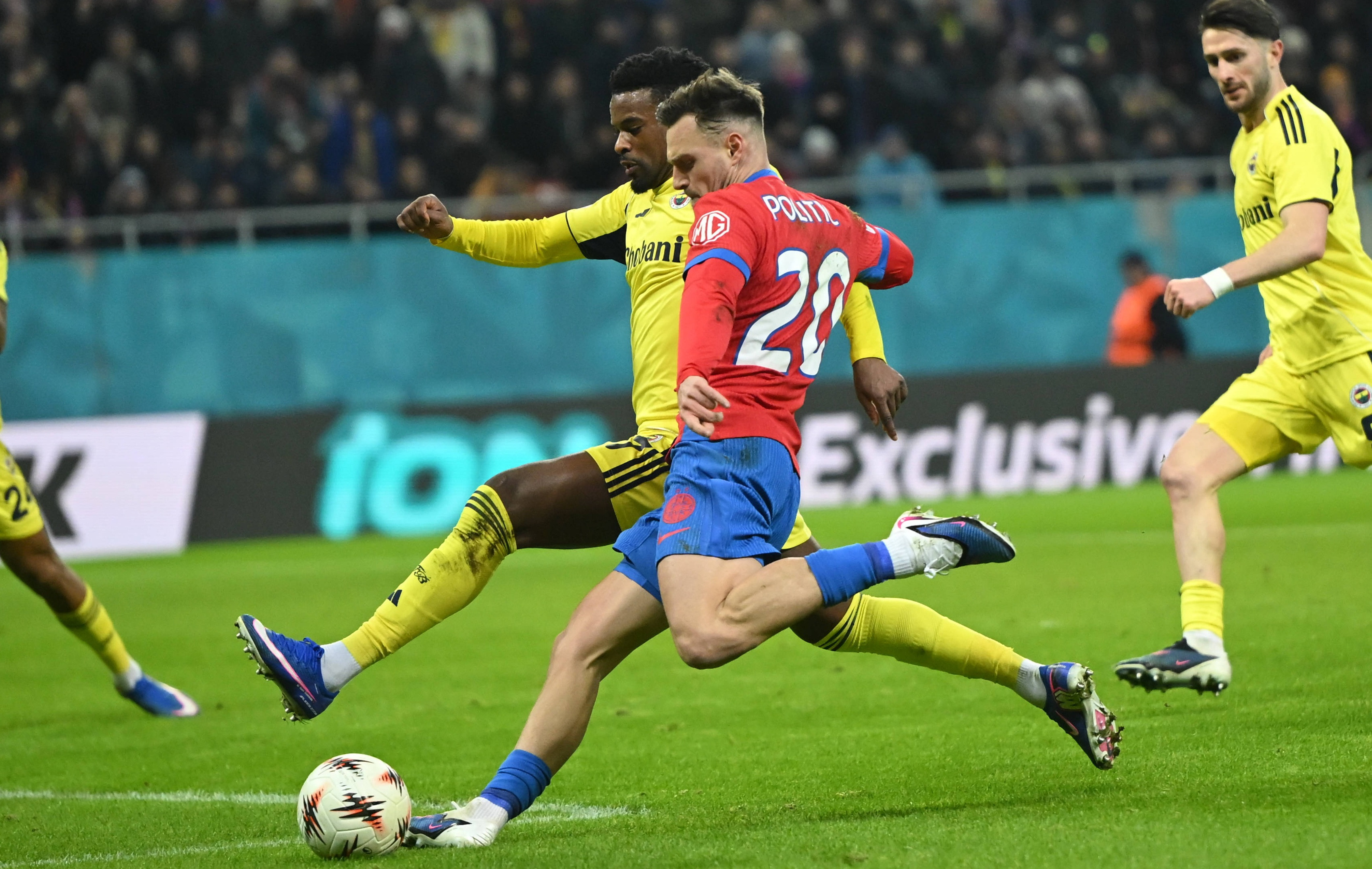 Răsturnare de situație! Unde poate ajunge Dennis Politic de la FCSB: ”Cazul rămâne deschis!”