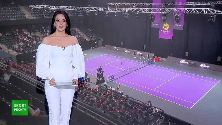 Special guest! Dracula le-a întâmpinat pe jucătoarele de la Transylvania Open! Turneul de la Cluj este în direct pe PRO Arena și VOYO