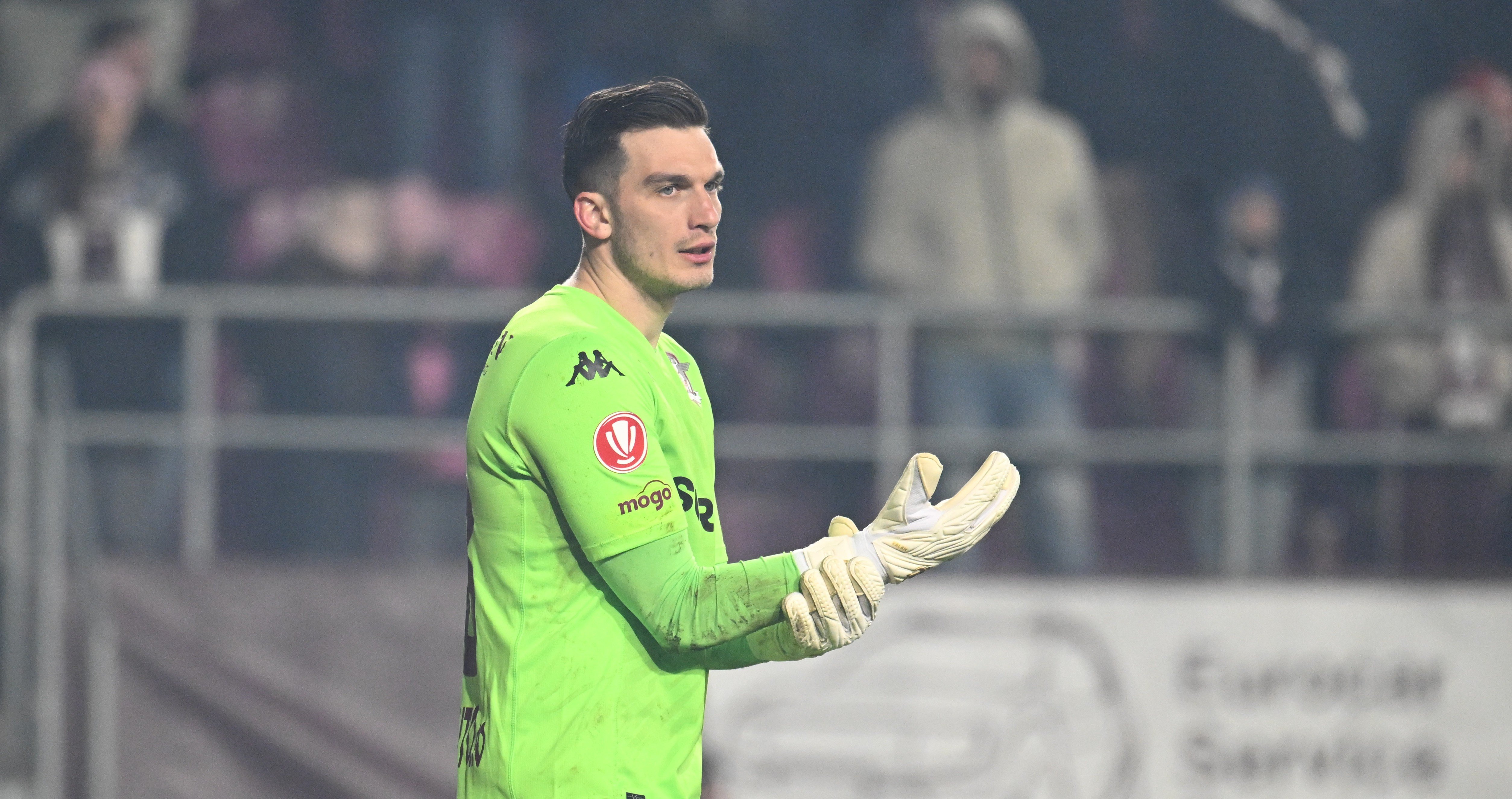 Marian Aioani, scandalizat de penalty-ul primit de U Cluj: „Ce să văd, cum sare în piscină!? Sunt degeaba”