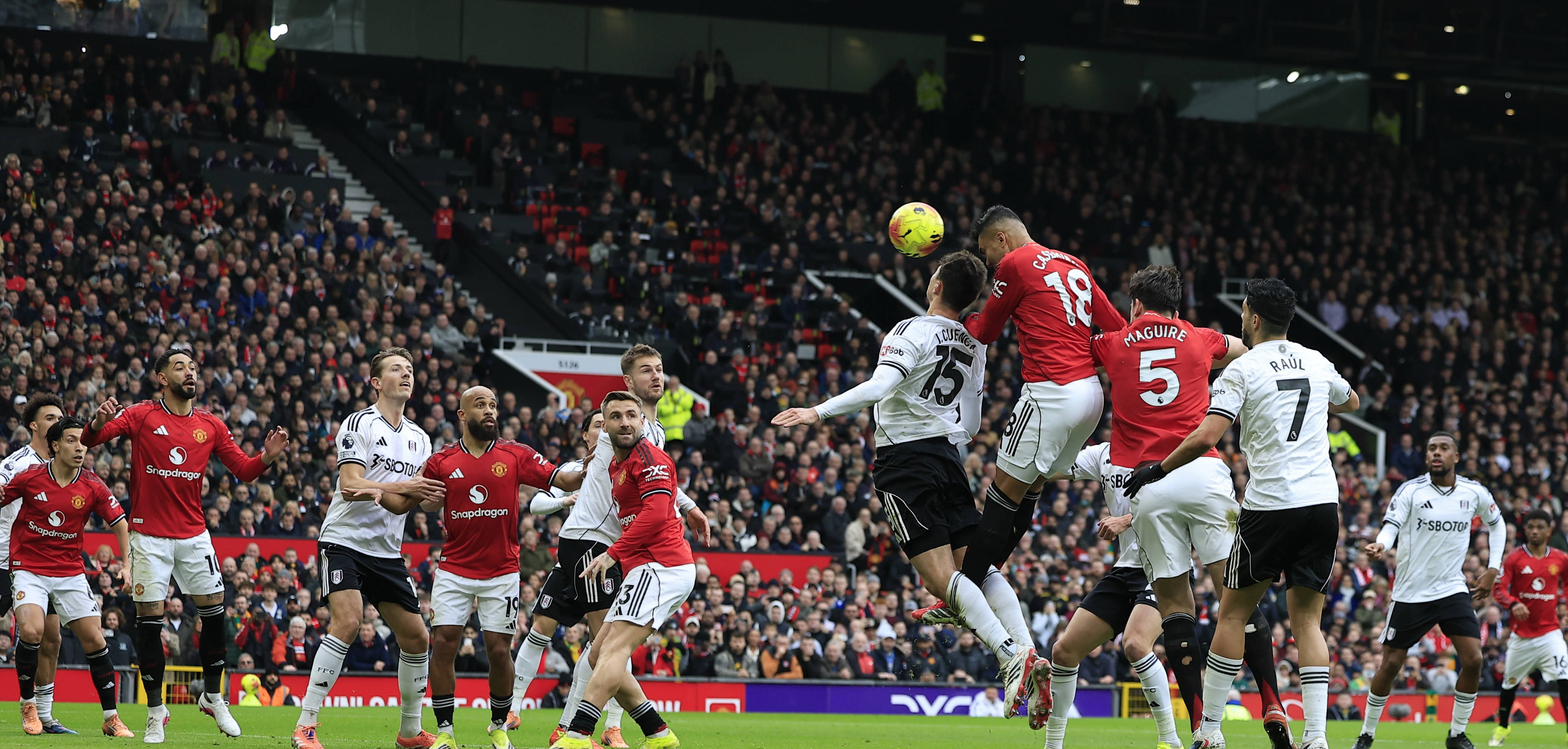 Manchester United – Fulham 1-0, ACUM, pe Sport.ro! „Diavolii” deschid scorul