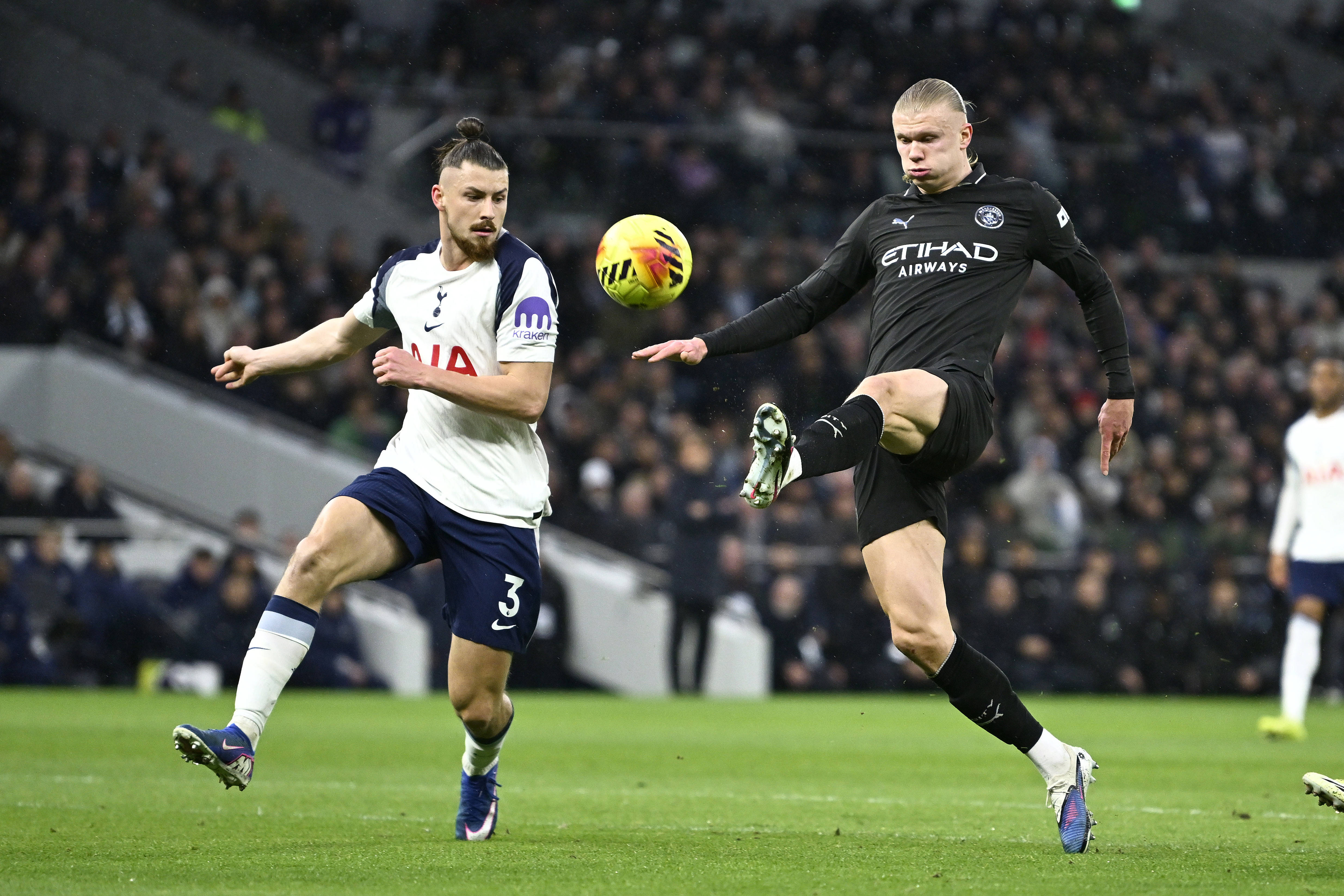 Tottenham - Manchester City 0-1, ACUM, pe VOYO | „Cetățenii” au deschis scorul! Cherki, problema lui Drăgușin