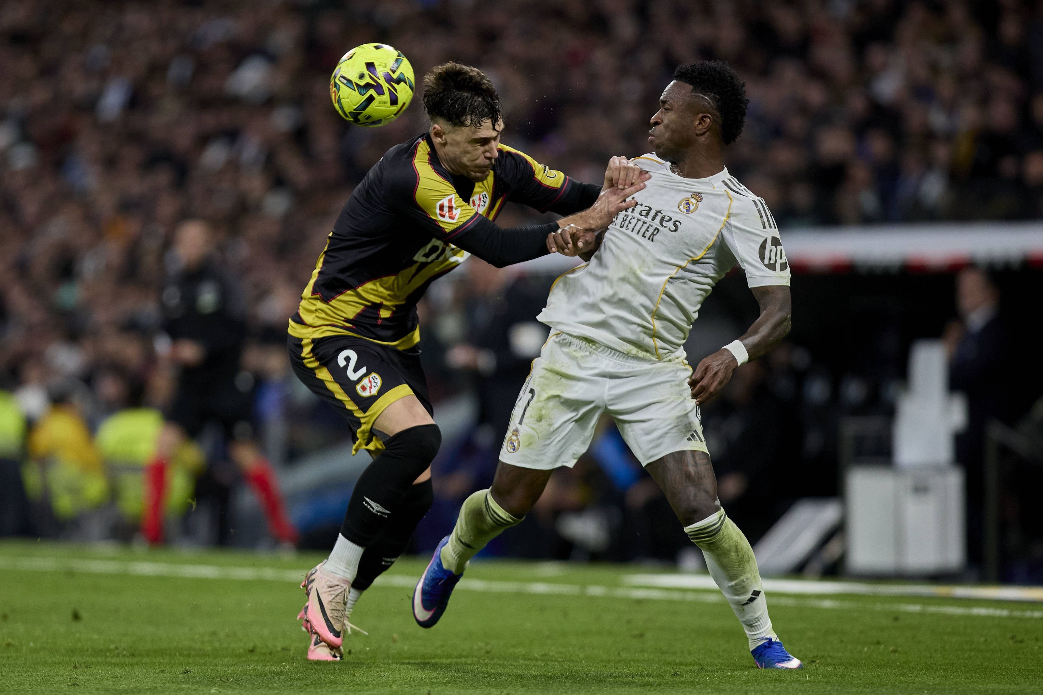 Acum Vinicius râde! Ce notă penibilă a primit Andrei Rațiu în partida cu Real Madrid