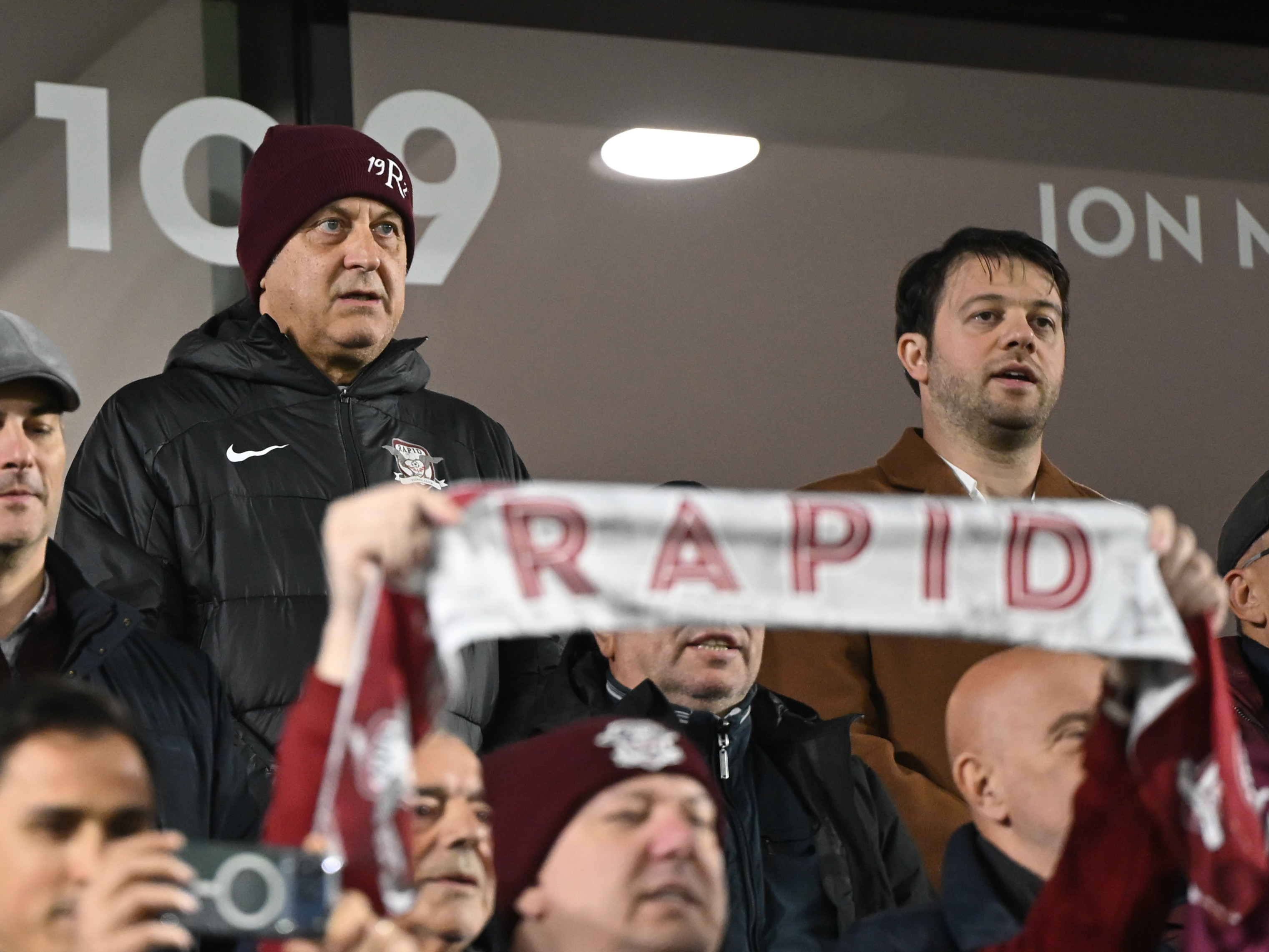 Mesaj aspru de la Rapid pentru o rivală: "Să nu pățească ei ce a pățit și Craiova lui Mititelu"