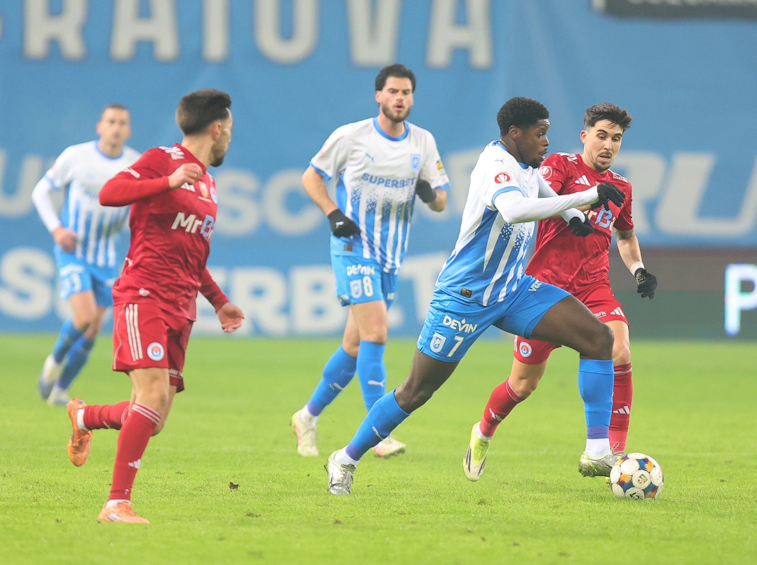 Universitatea Craiova - Oțelul Galați 0-0, ACUM. Ocazii mari pentru gazde