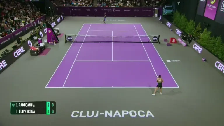 Obosești doar privind: Răducanu și Oliynykova, tenis intens la Transylvania Open (VOYO), într-o semifinală care intră în istoria turneului