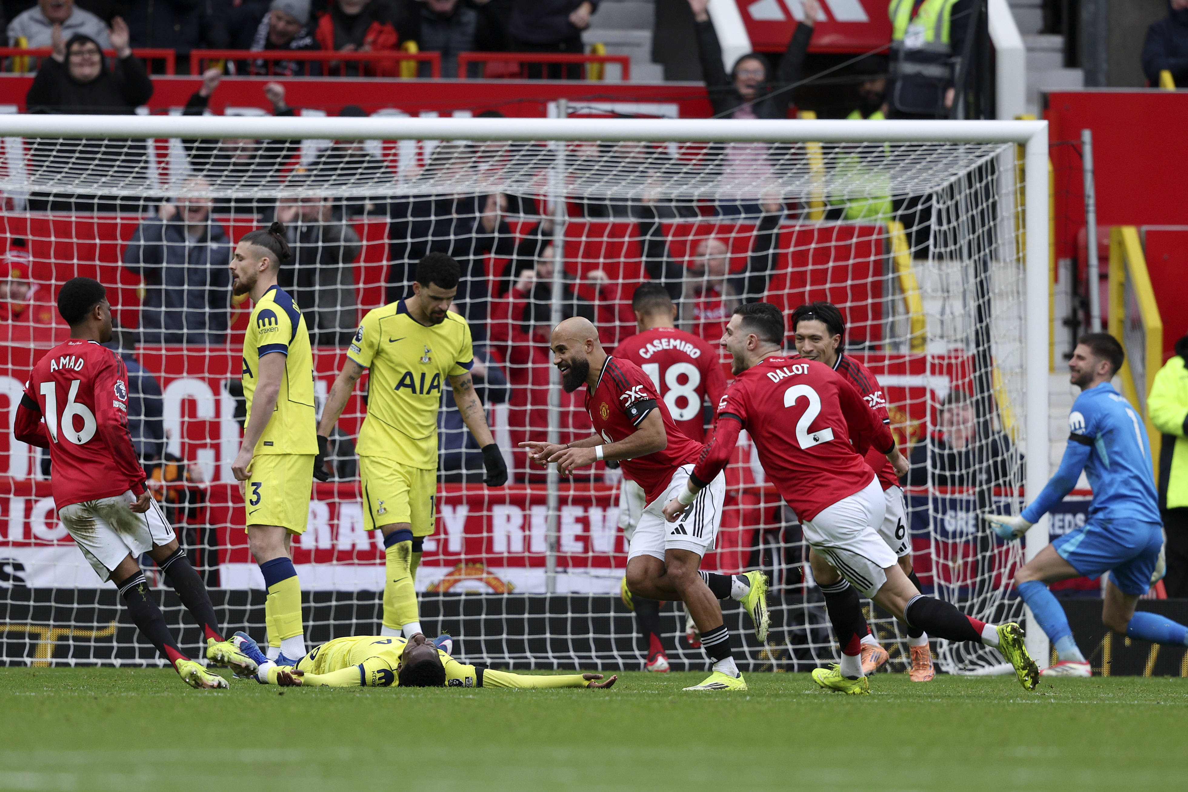 Manchester United - Tottenham 1-0, ACUM, pe VOYO | Gazdele au deschis scorul la șase minute de la intrarea lui Drăgușin