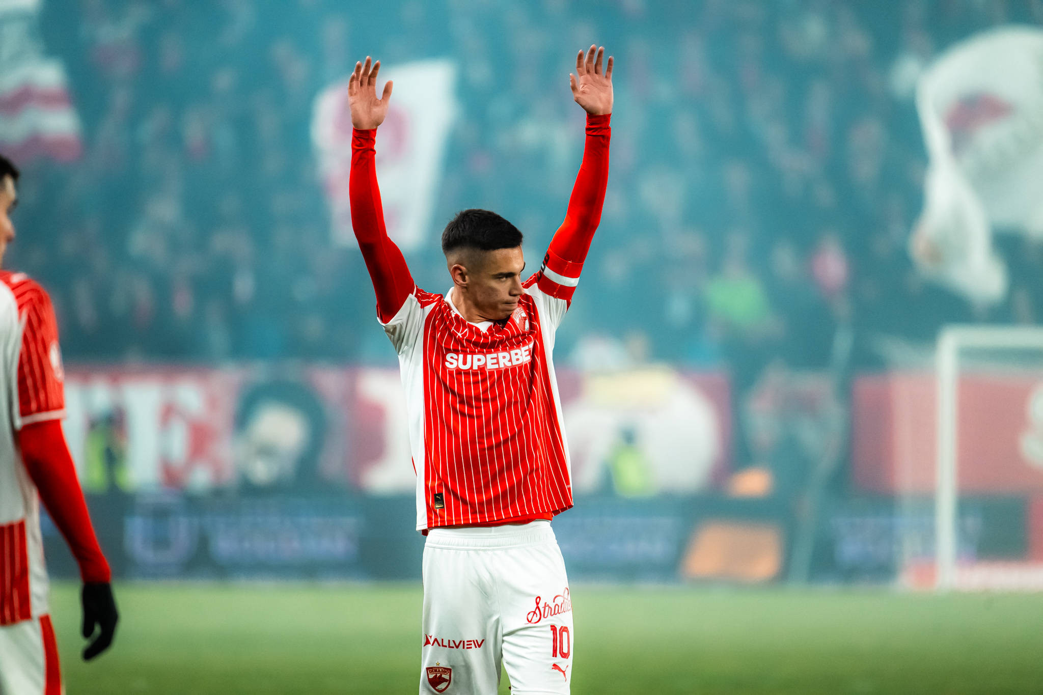 Cătălin Cîrjan a semnat: ”Mult succes!”