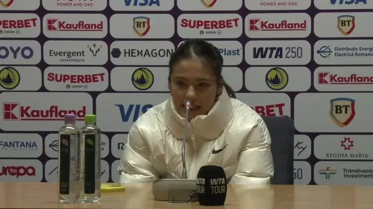 Elogiu pentru Cîrstea și o explicație: de ce nu s-a simțit bine Emma Răducanu în finala Transylvania Open 2026